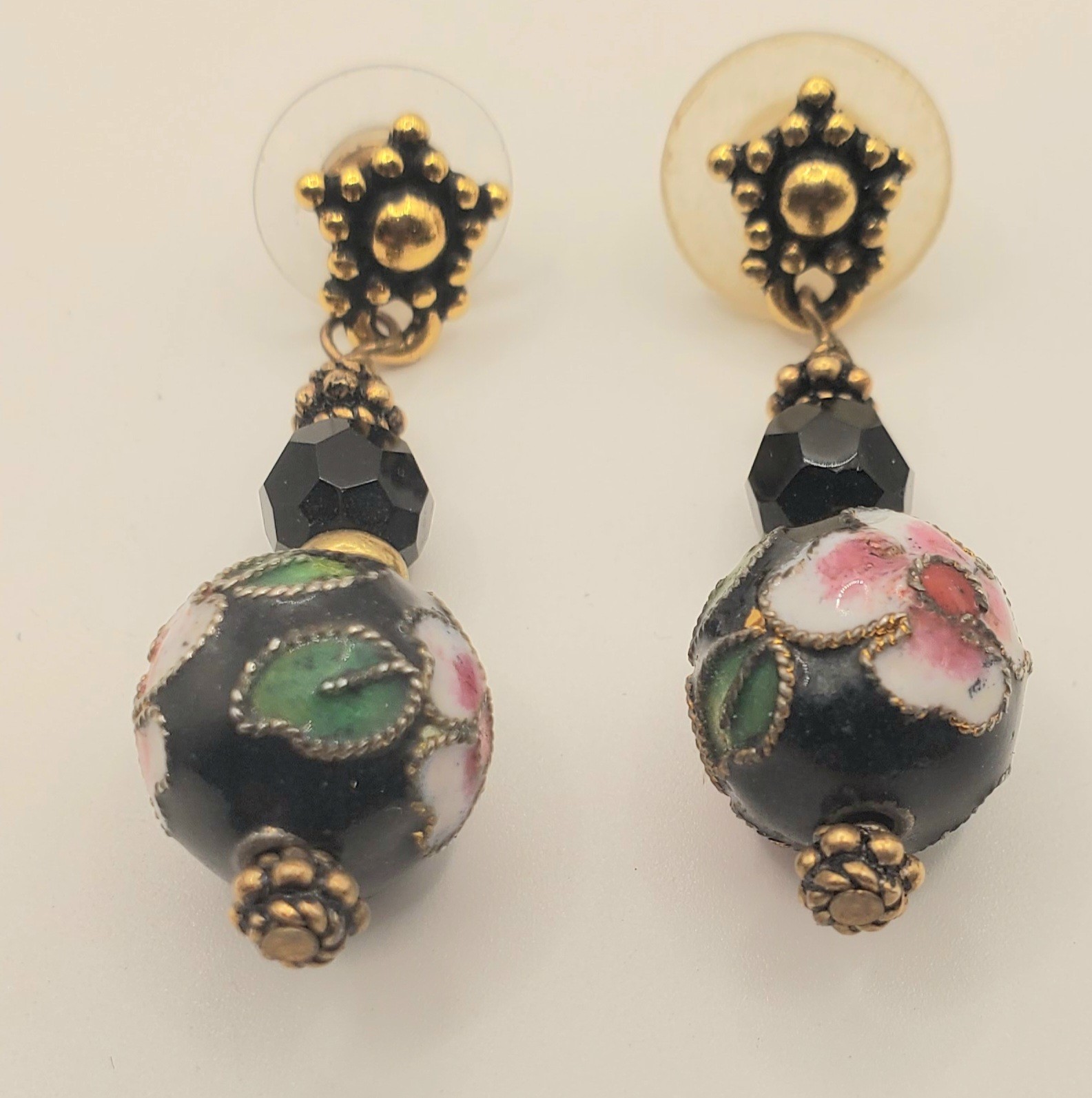 Vintage Black Cloisonne Hand Painted Floral 16″ Necklace & 2 Pr. Earrings