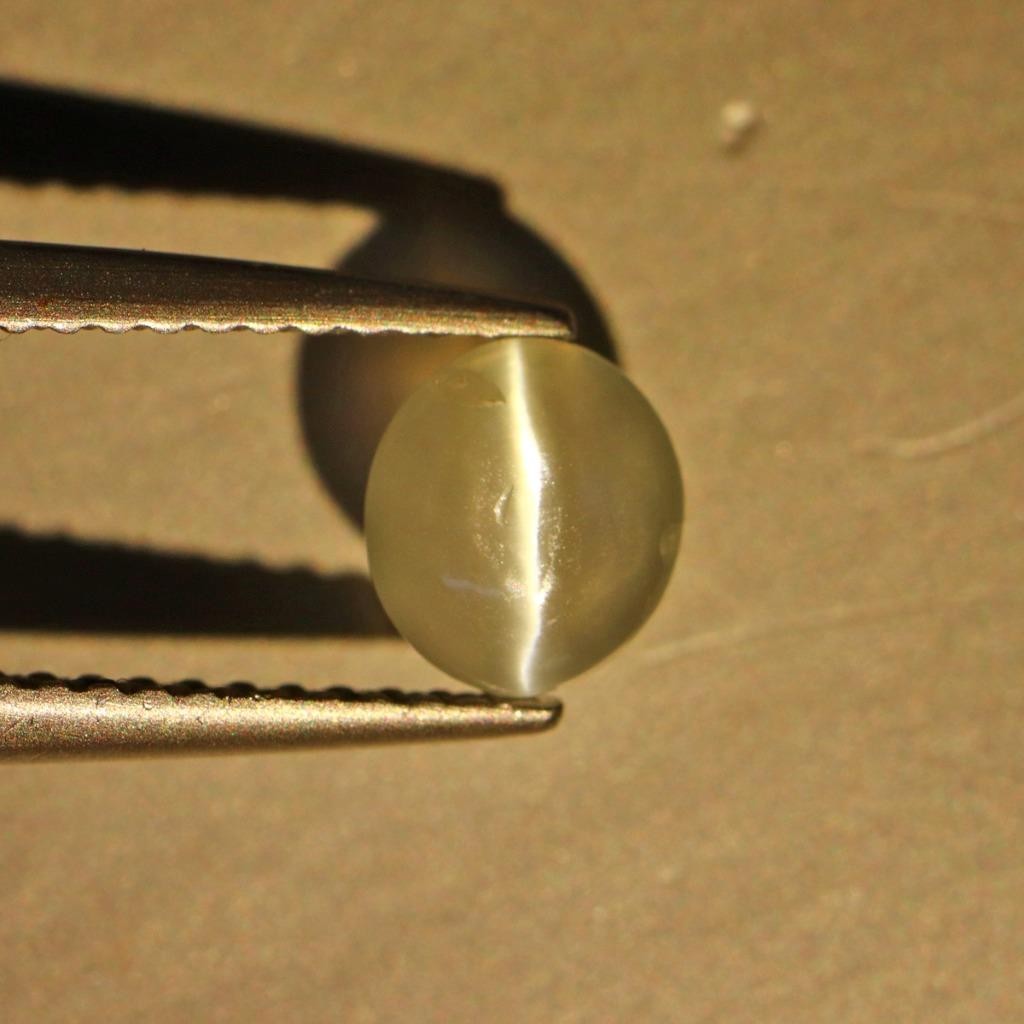 0.88 CTS THE NATURAL UnHeated chrysoberyl Oval SHAPE FREE SHIPPING