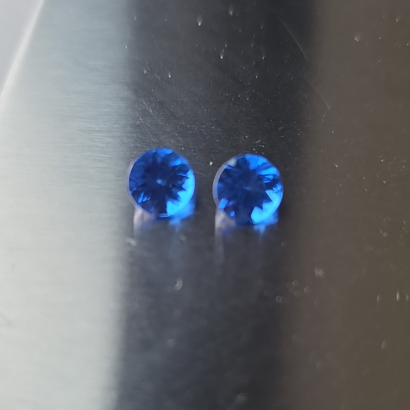 Lab-Created Blue Spinel Pair 2pcs Round Cut Gemstones 6.5×6.5mm NLR652A