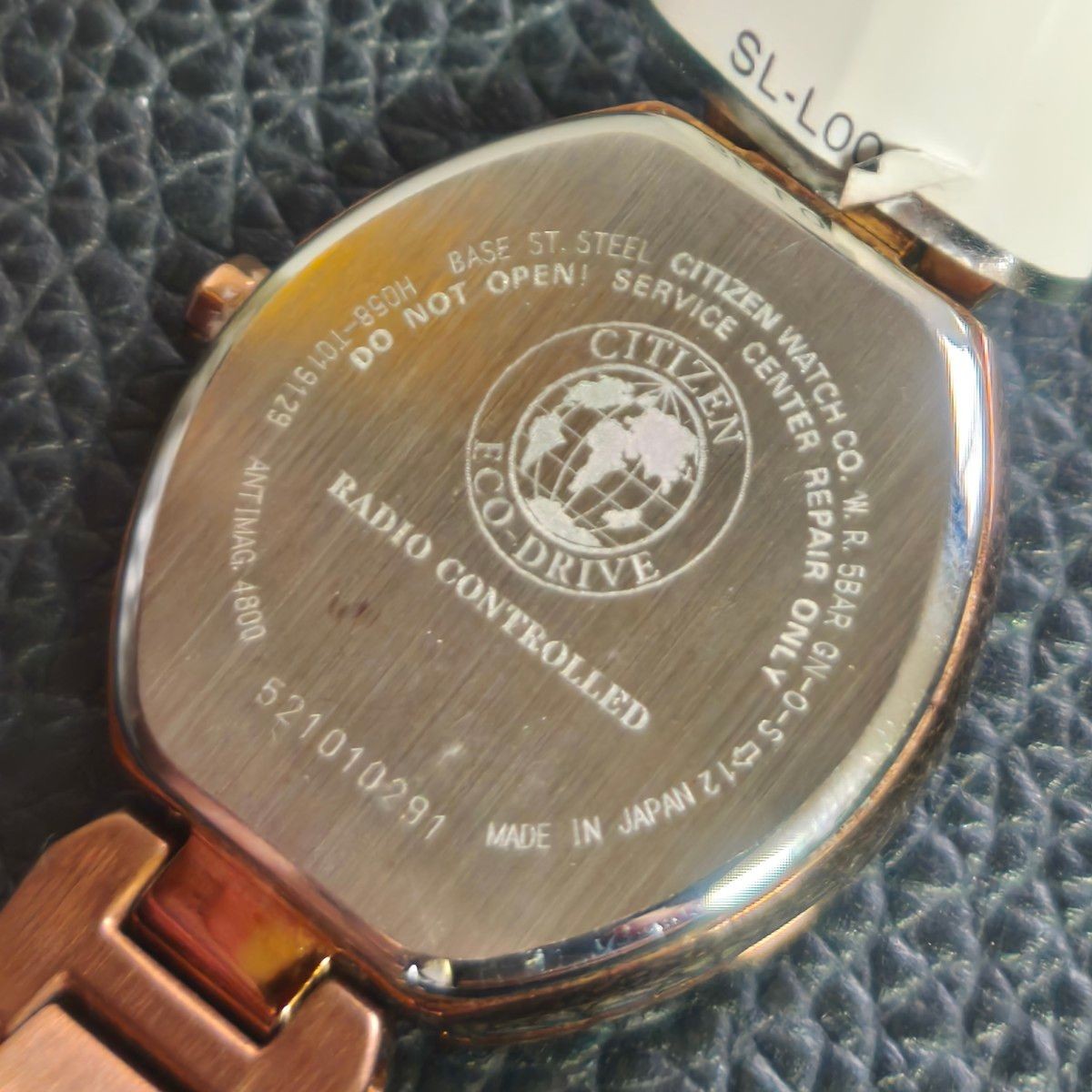 Excellent Condition Complete Citizen xC Eco Drive Radio Wave Watch ES8052 55A CI