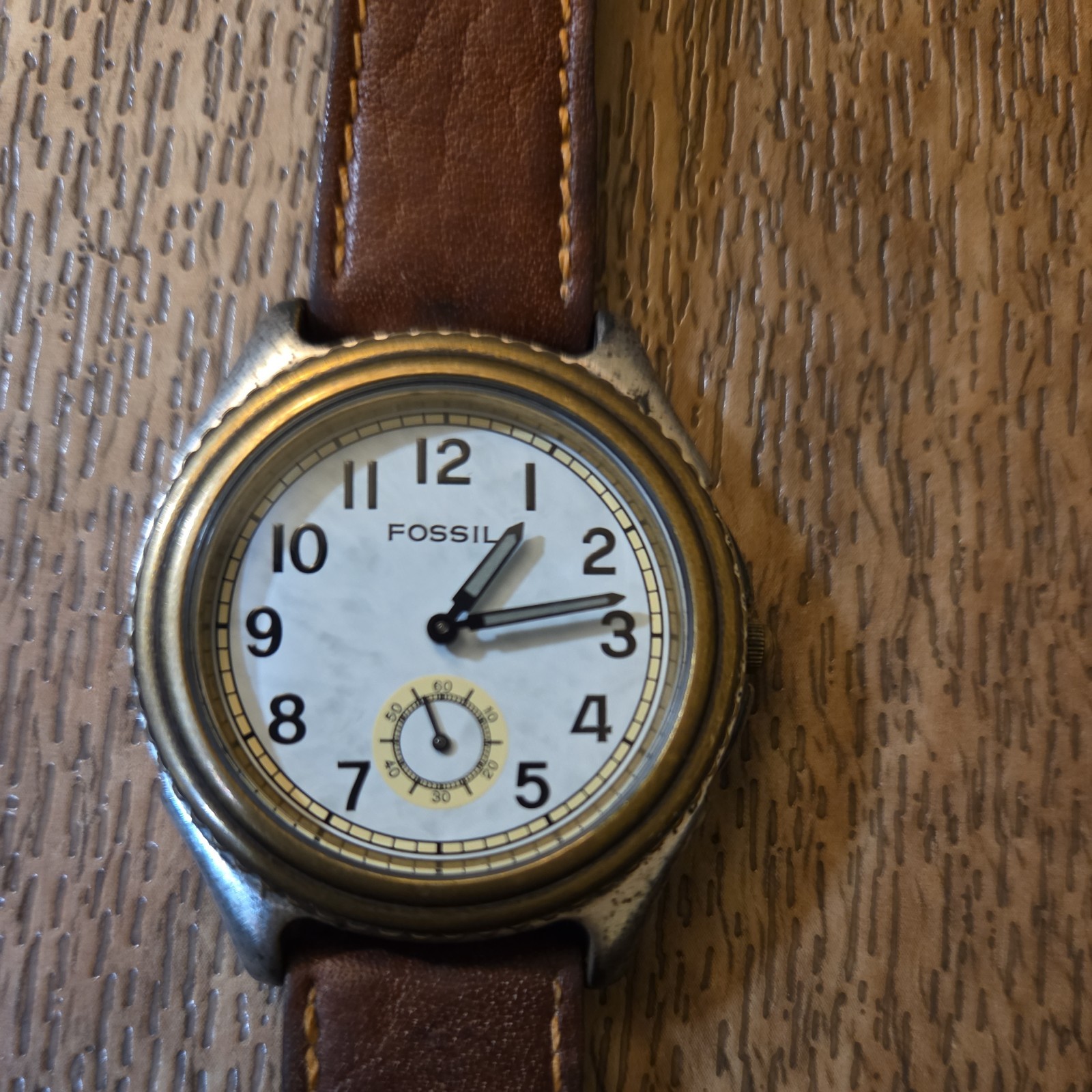 FOSSIL VT-2480 30M 100FEET WR FLEX BAND TWO- TONE WRISTWATCH NEW BATTERY 6716