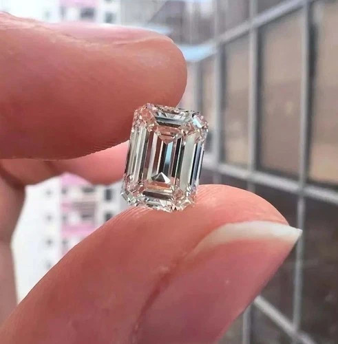 Loose 10.00 Ct Lab-Grown CVD Diamond Emerald Cut Natural D Color VVS1 Certified