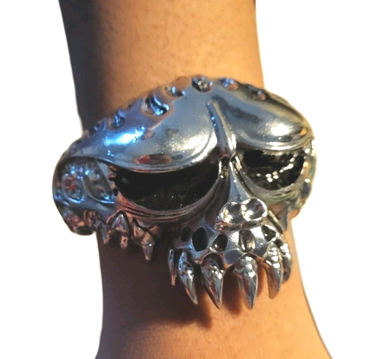 Heavy Skull Teeth Biker Cuff Goth Bracelet Halloween Silver Unisex 140g Size 6