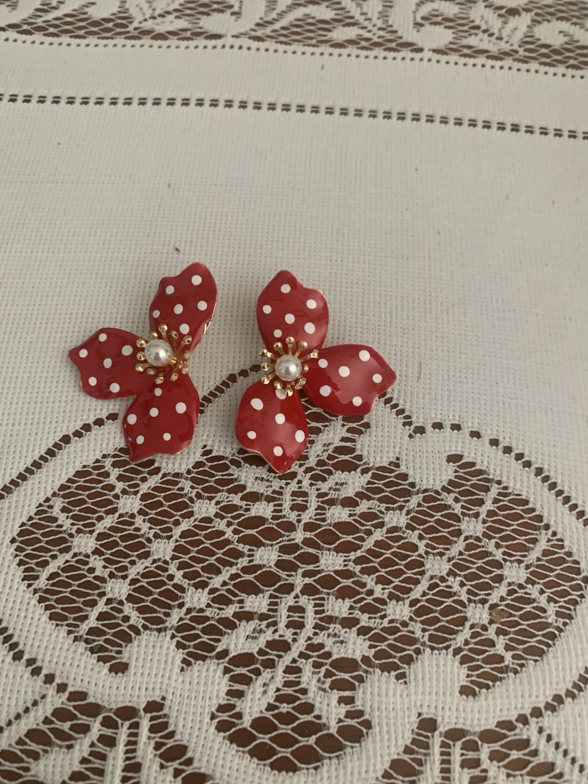 French Style Red And White Polka Dot Flower Stud Pierced Earrings