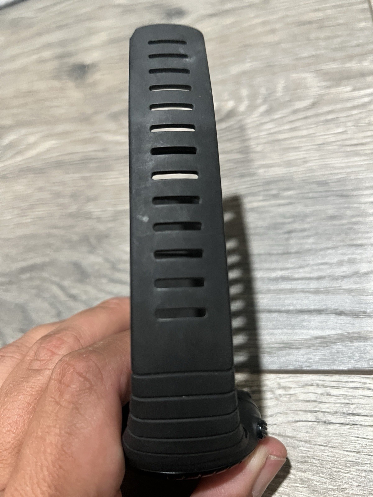 SUUNTO Core All Black Digital Quartz Watch In Good Condition