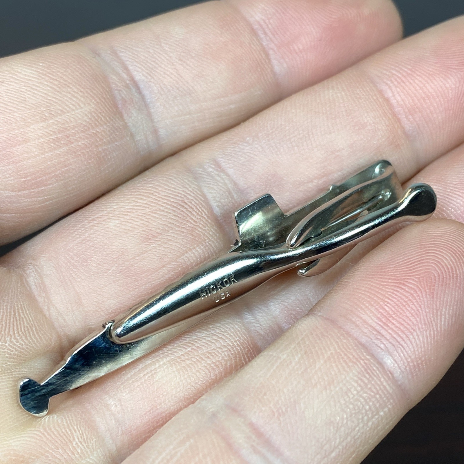 US NAVY SUBMARINE GD GENERAL DYNAMICS Silver Tone Advertising HICKOK Tie Clip