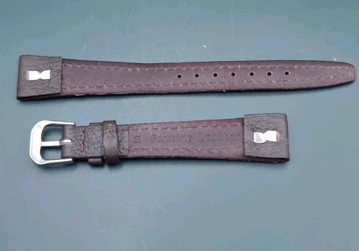 14mm VINTAGE GENUINE LEATHER OPEN ENDED BROWN WATCH STRAP, SILVER BUCKLE.