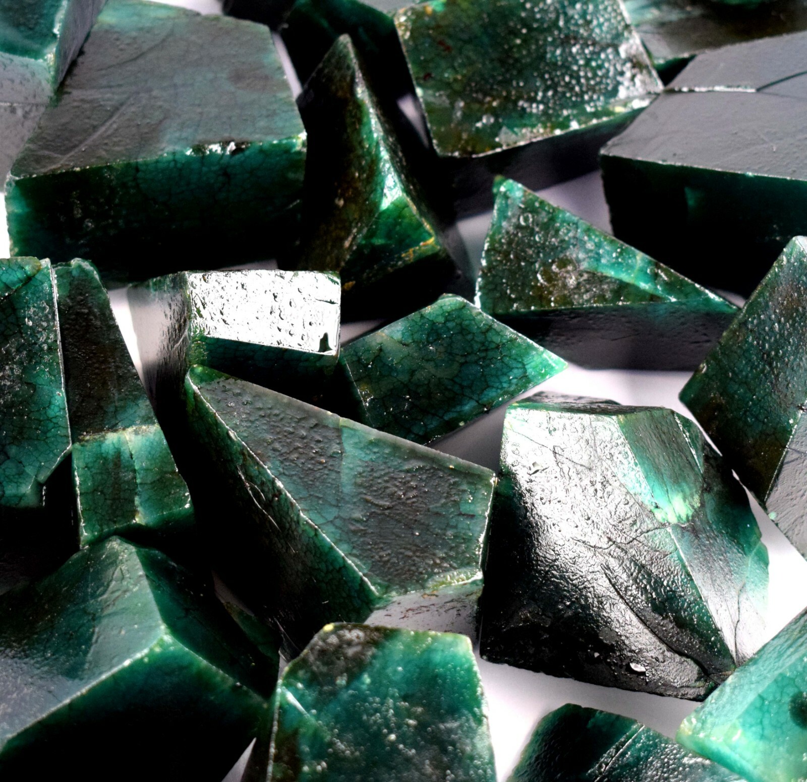 Colombian Green Emerald Polished Gemstone Rough Specimen Lot 1000 Ct Natural