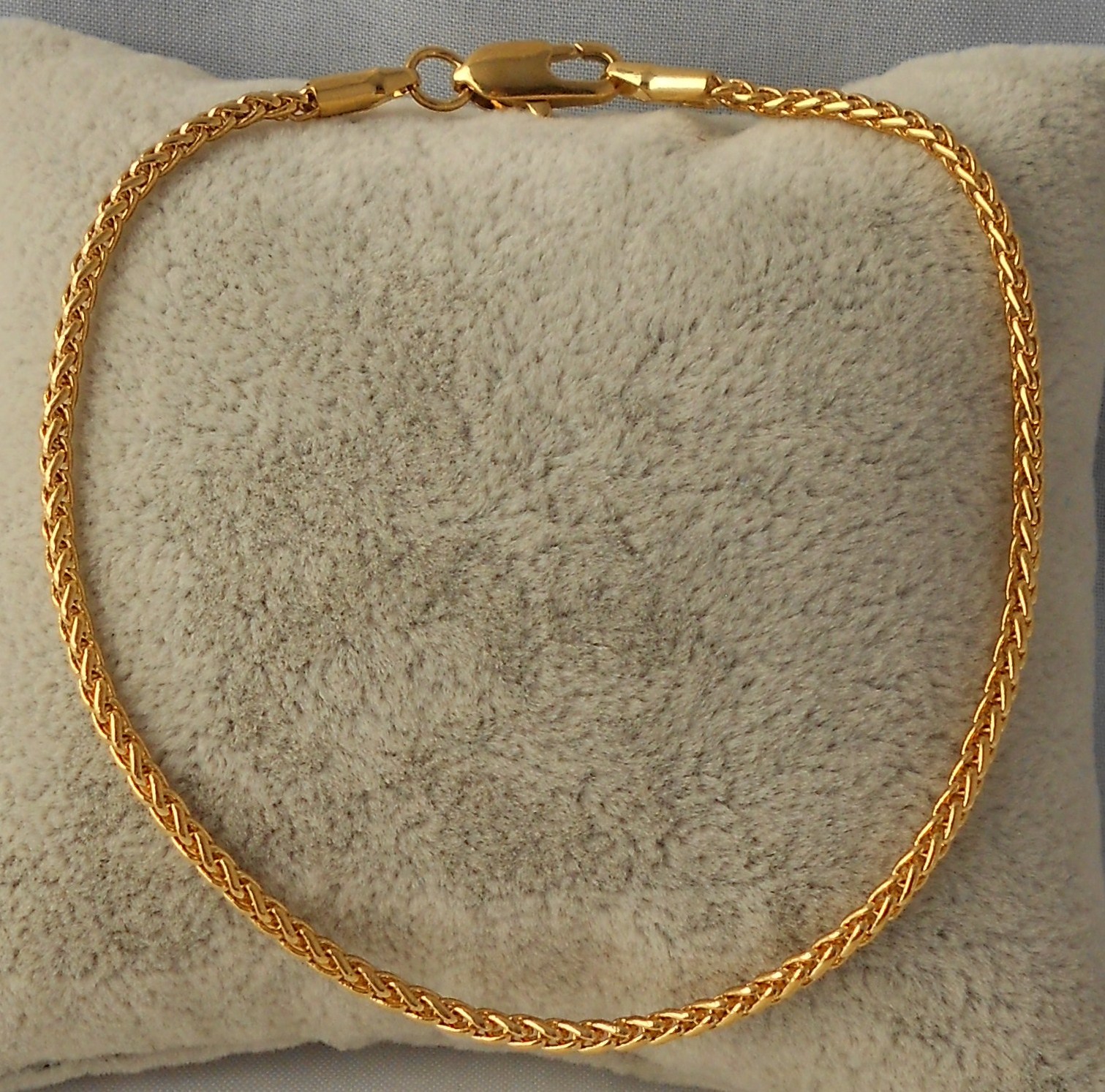 Man’s 18K Gold Layered 3mm Popcorn bracelet 8 1/4 LY08