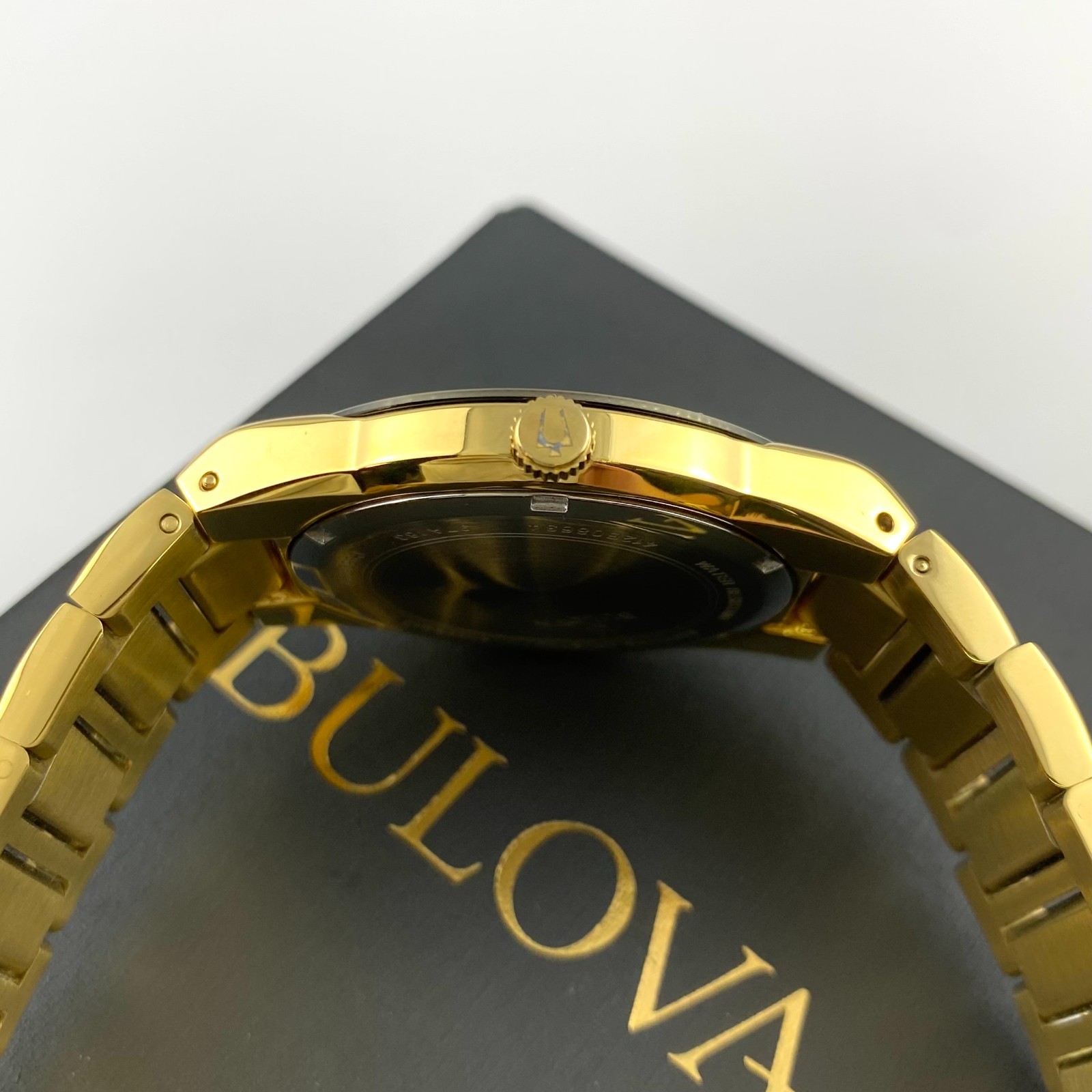 Bulova Modern Millennia 97A183 Men’s Gold Tone Black Dial Quartz Watch 41mm