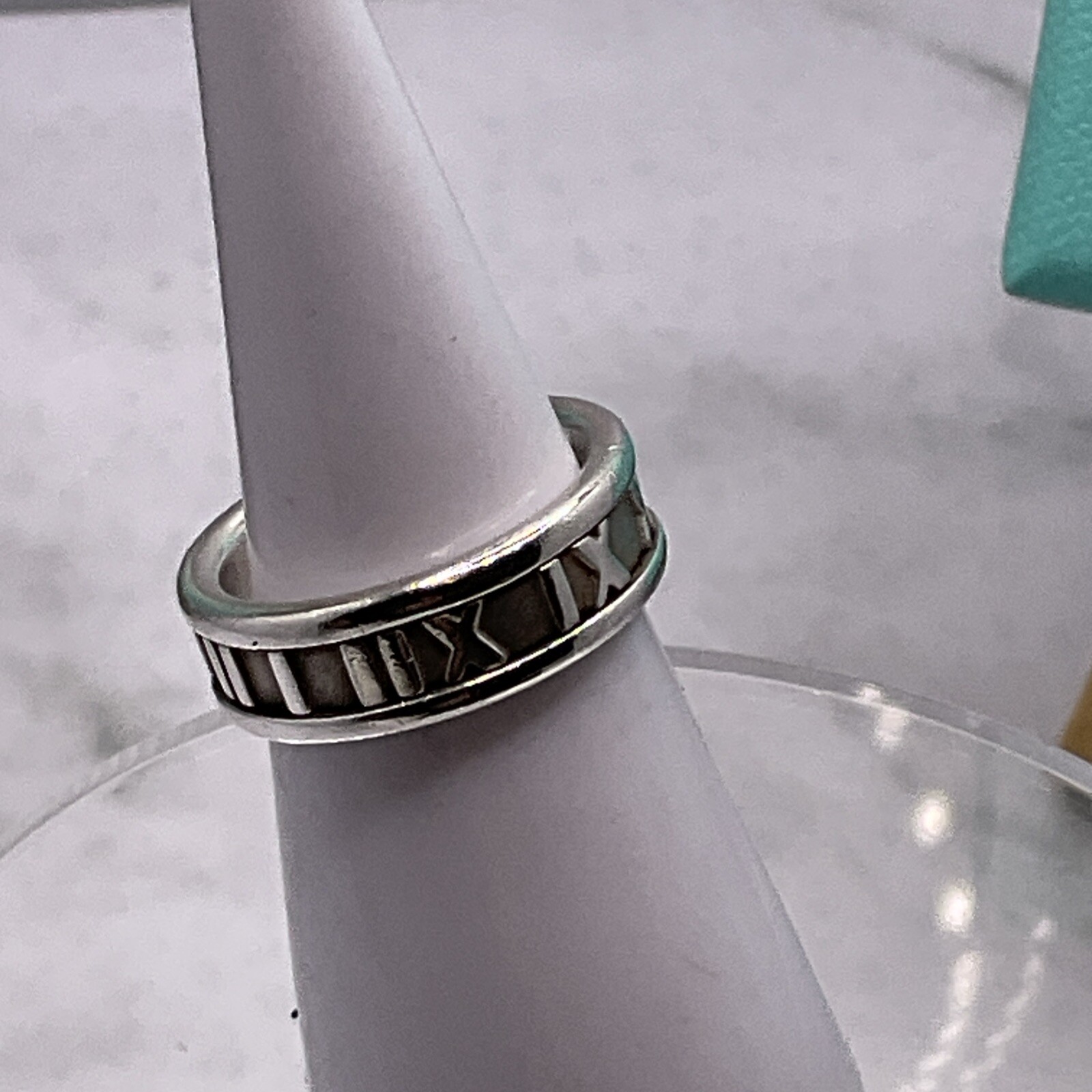 Tiffany & Co. 925 Atlas Ring. UK: K US: 5, U:50 .boxed & Pouch. 6.2mm Band.