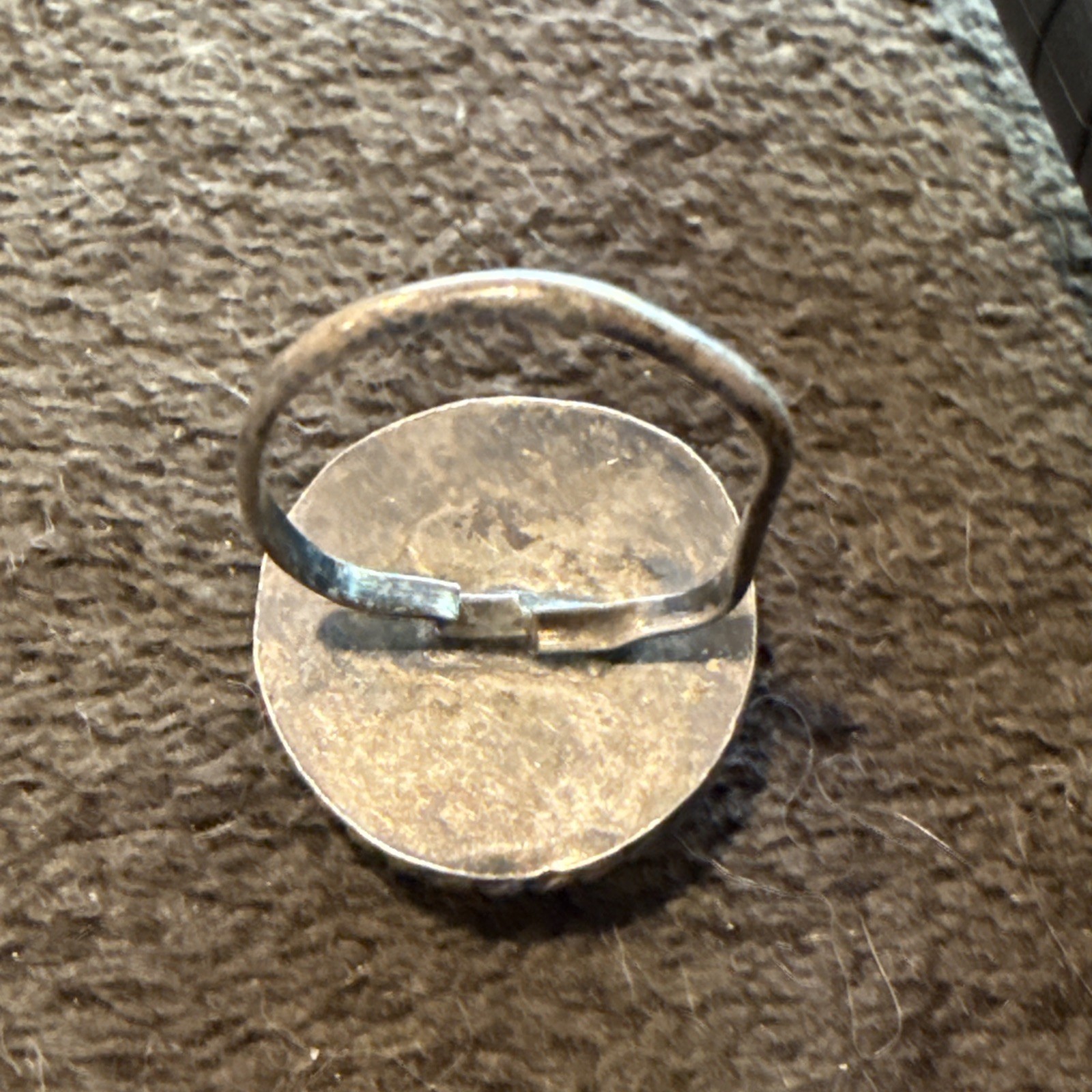 Vintage 925 Sterling And Turquoise Ring 3.2 grams Adjustable Small Size 3.75