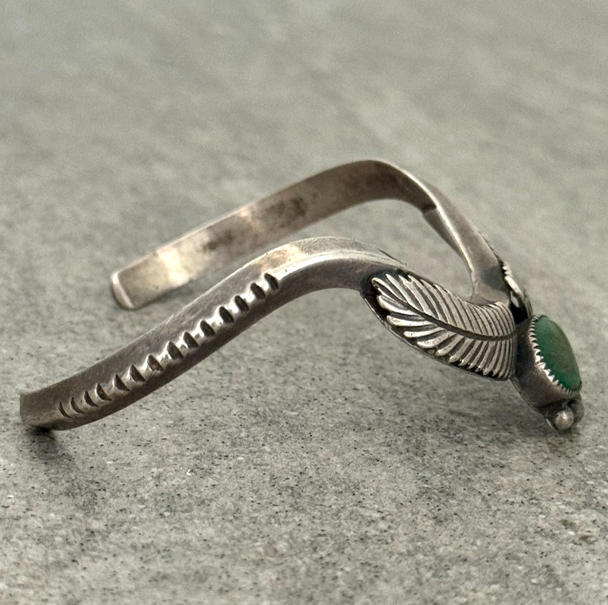 OLD Vintage Native American NAVAJO Turquoise Silver Bracelet 6.3 in