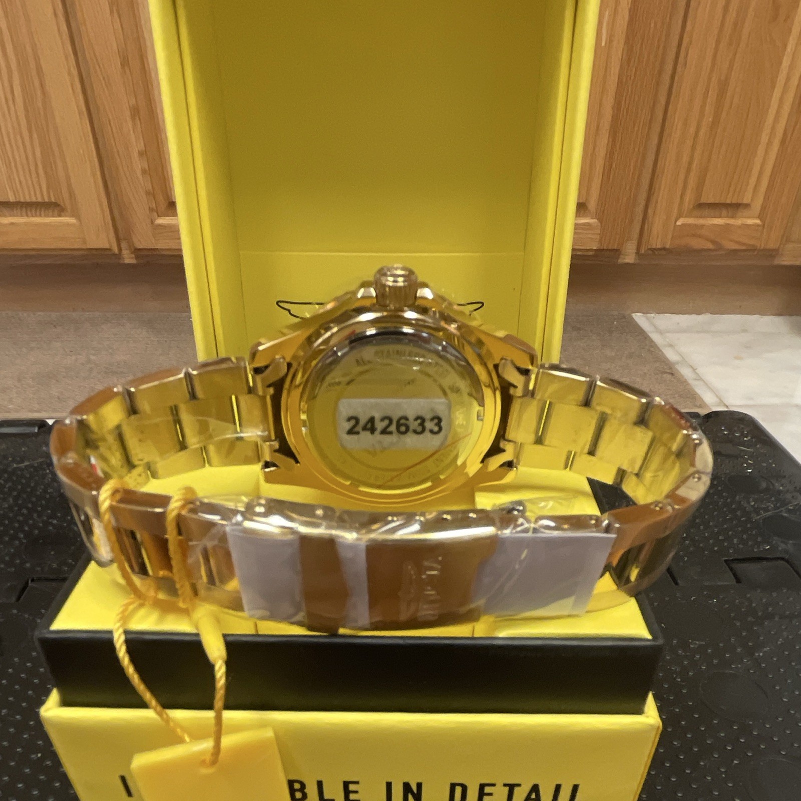 Invicta Men’s Pro Diver 50520 Roulette Gold Bracelet Red Dial 100m with Box