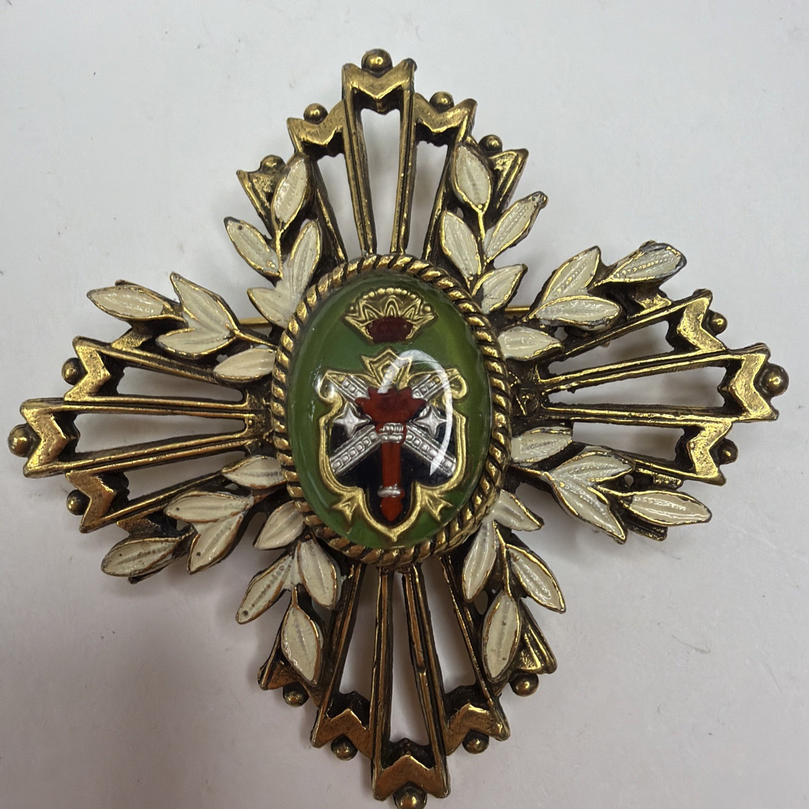 Vintage Coat Of Arms Brooch Pin – Rare 27 Grams
