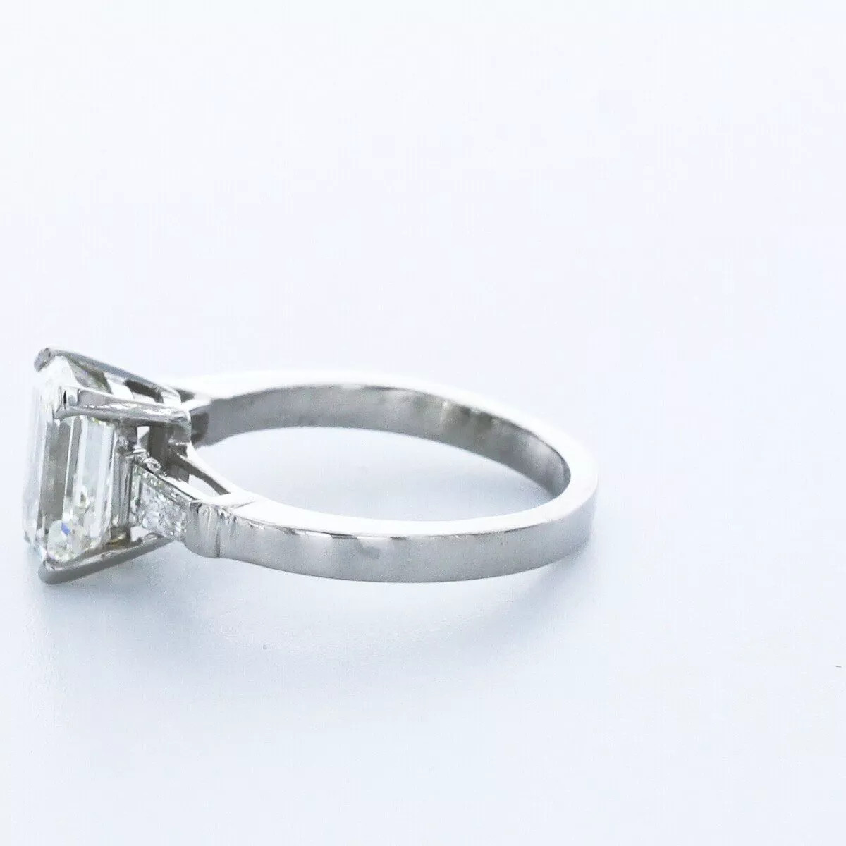 3-Stone Engagement Ring Platinum Classic 2.64 CT Emerald Lab-Grown Diamond H VS2