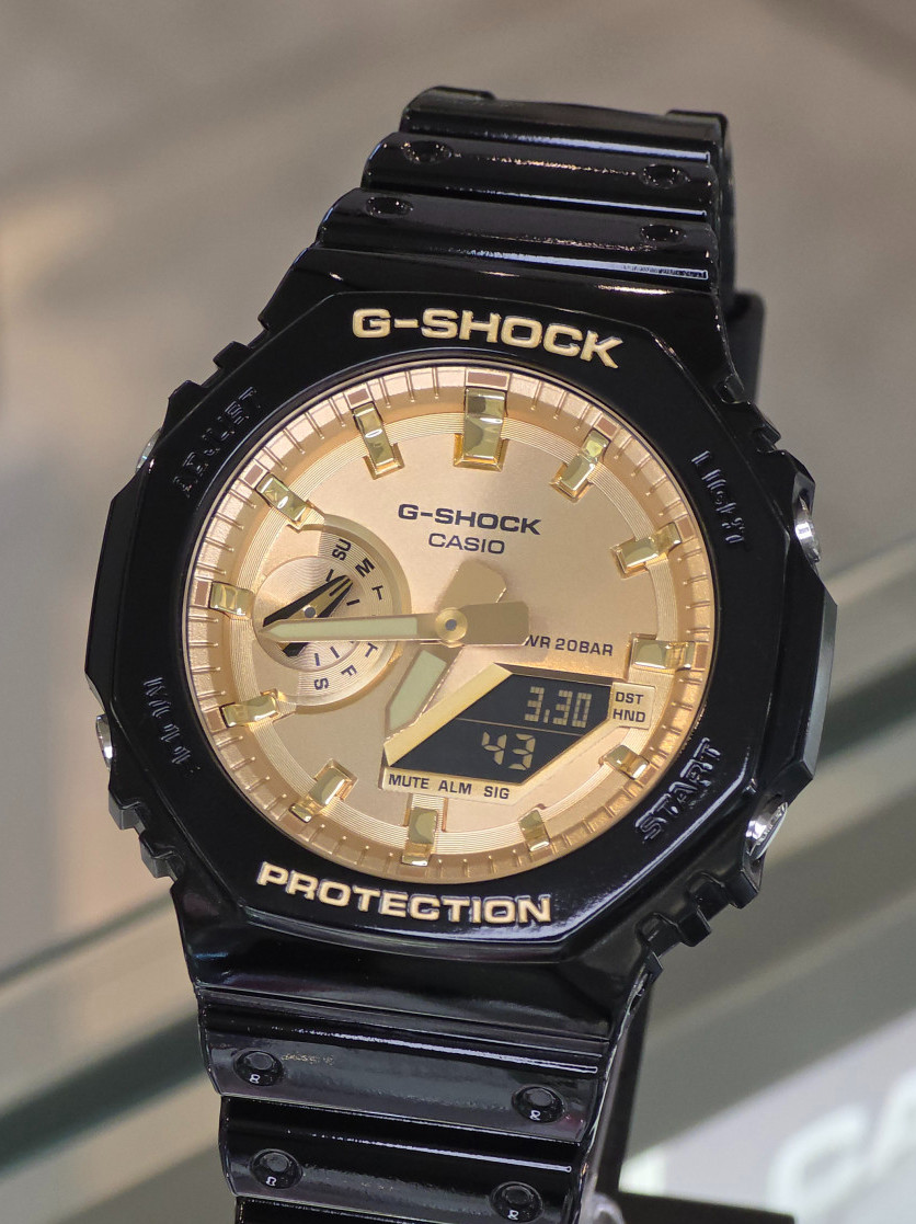 Casio G-Shock GA-2100GB-1ADR Black Gold Analog Digital Men’s Watch 200M
