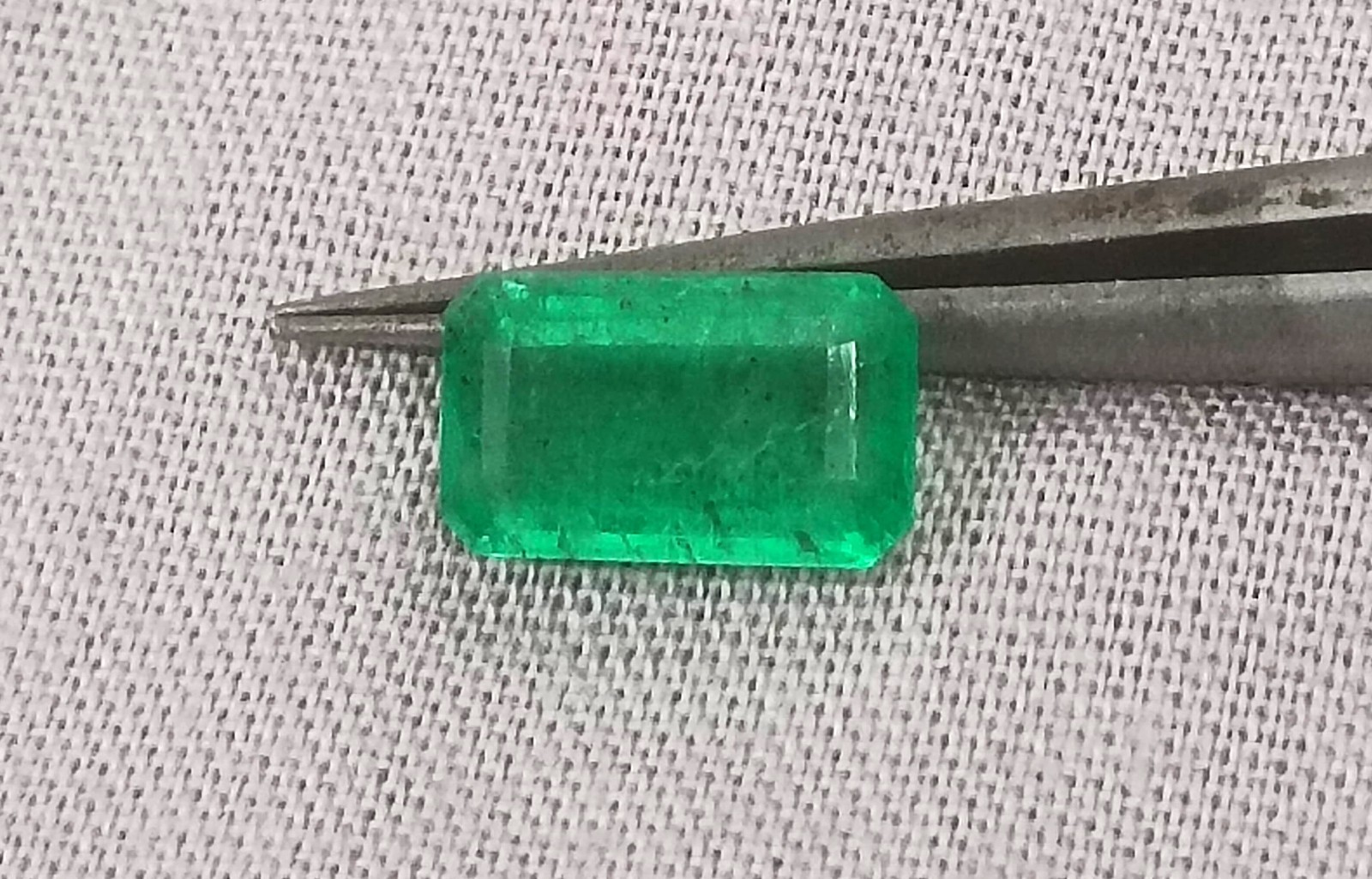 1.83ct Natural Panjshir Emerald Medium Green Octagon Loose Gemstone