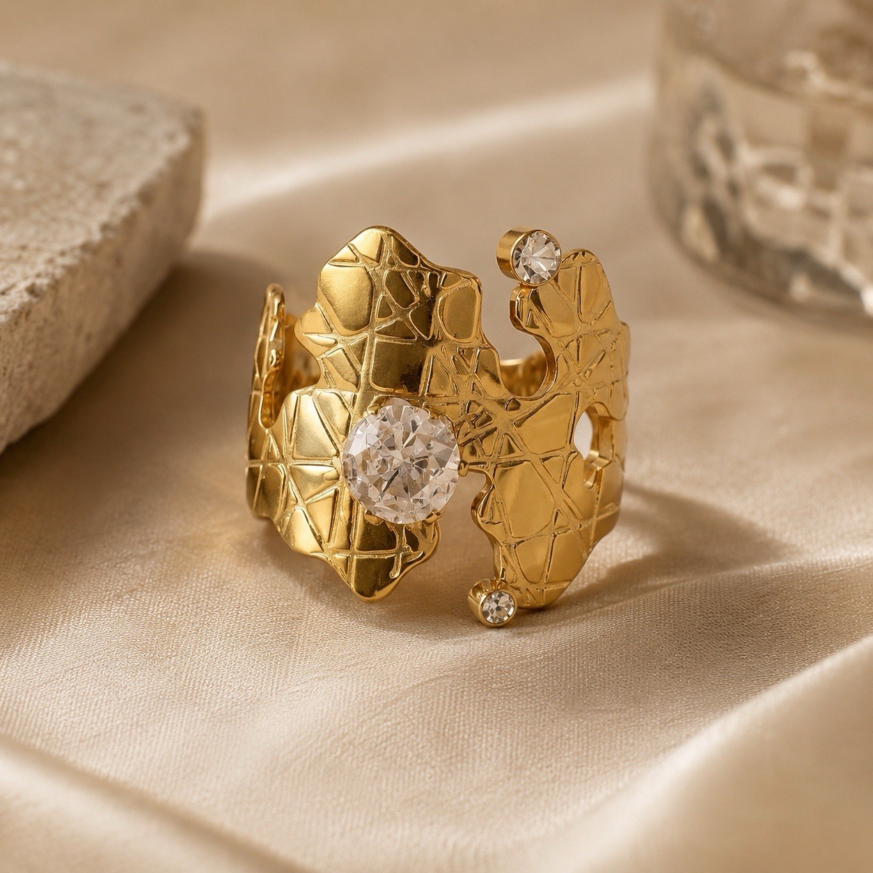 Anthropologie Abstract Gold Ring Modern Crystal Sz 6 7 Boho Molten Art Deco Y2K