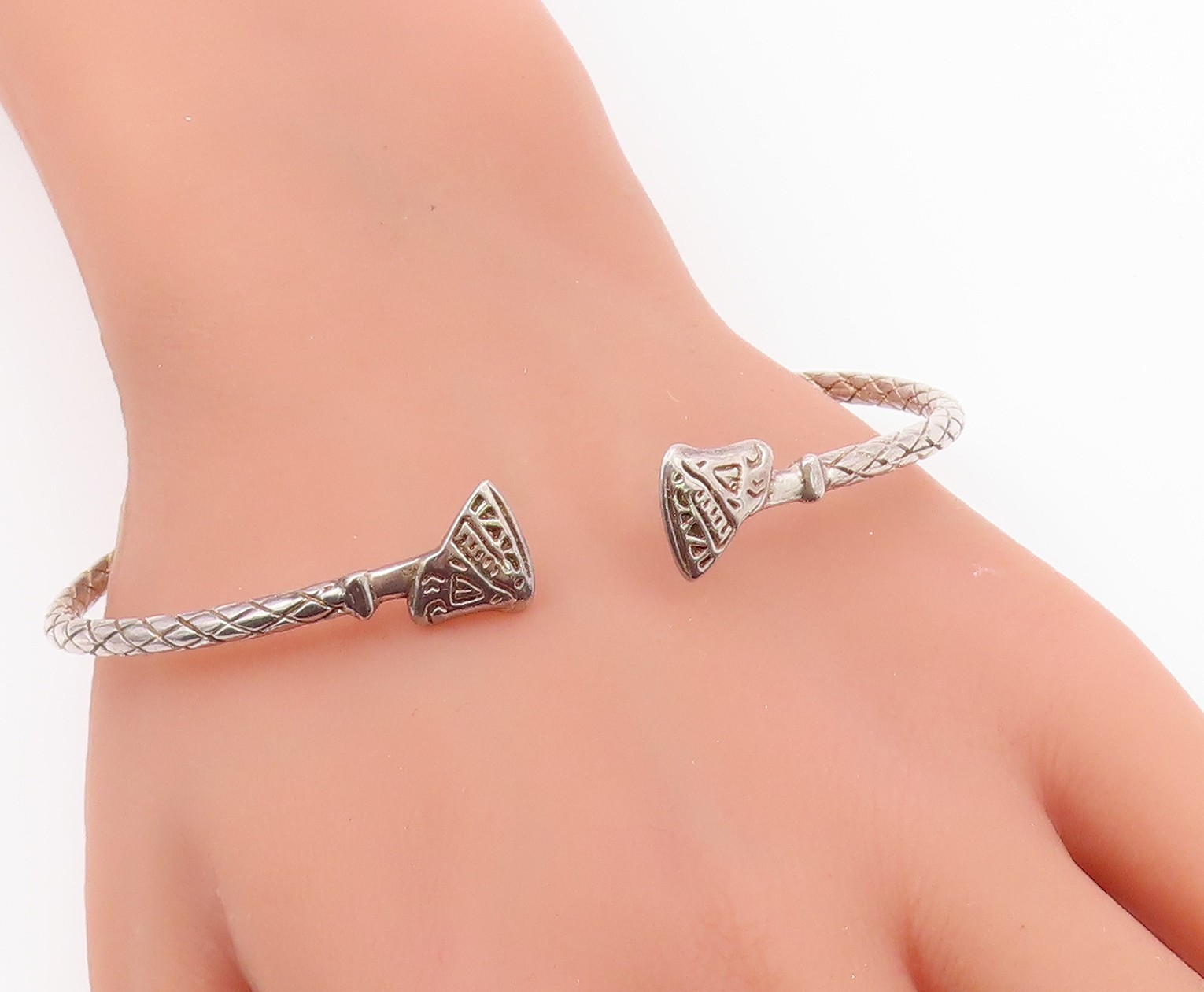 925 Sterling Silver Vintage Etched Diamond Shape Pattern Cuff Bracelet BT9495