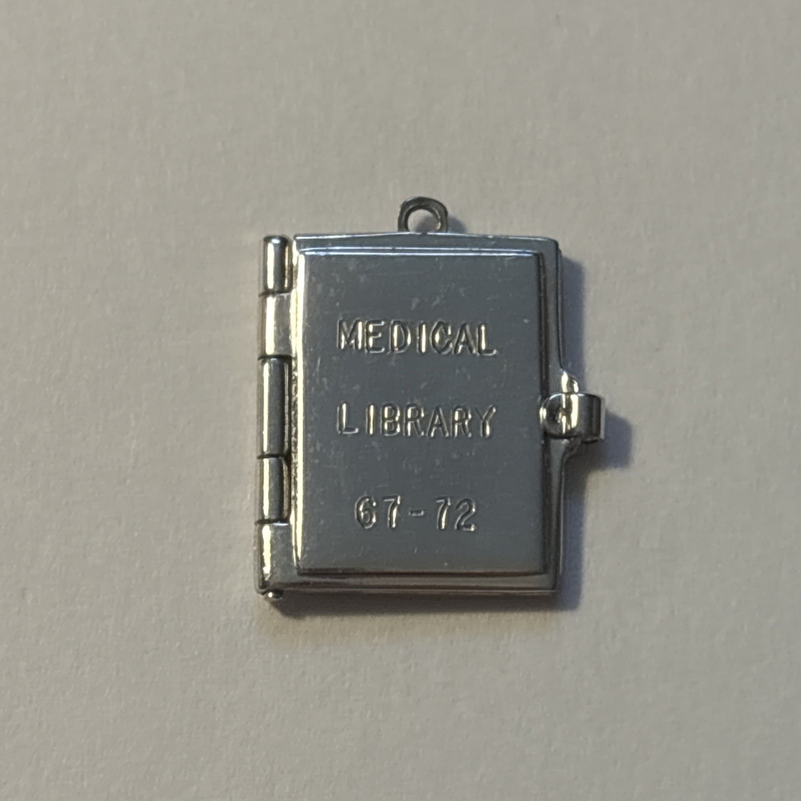Vintage Sterling Silver Medical Library Book Charm Opens 1967-1972 – 2.68 Grams