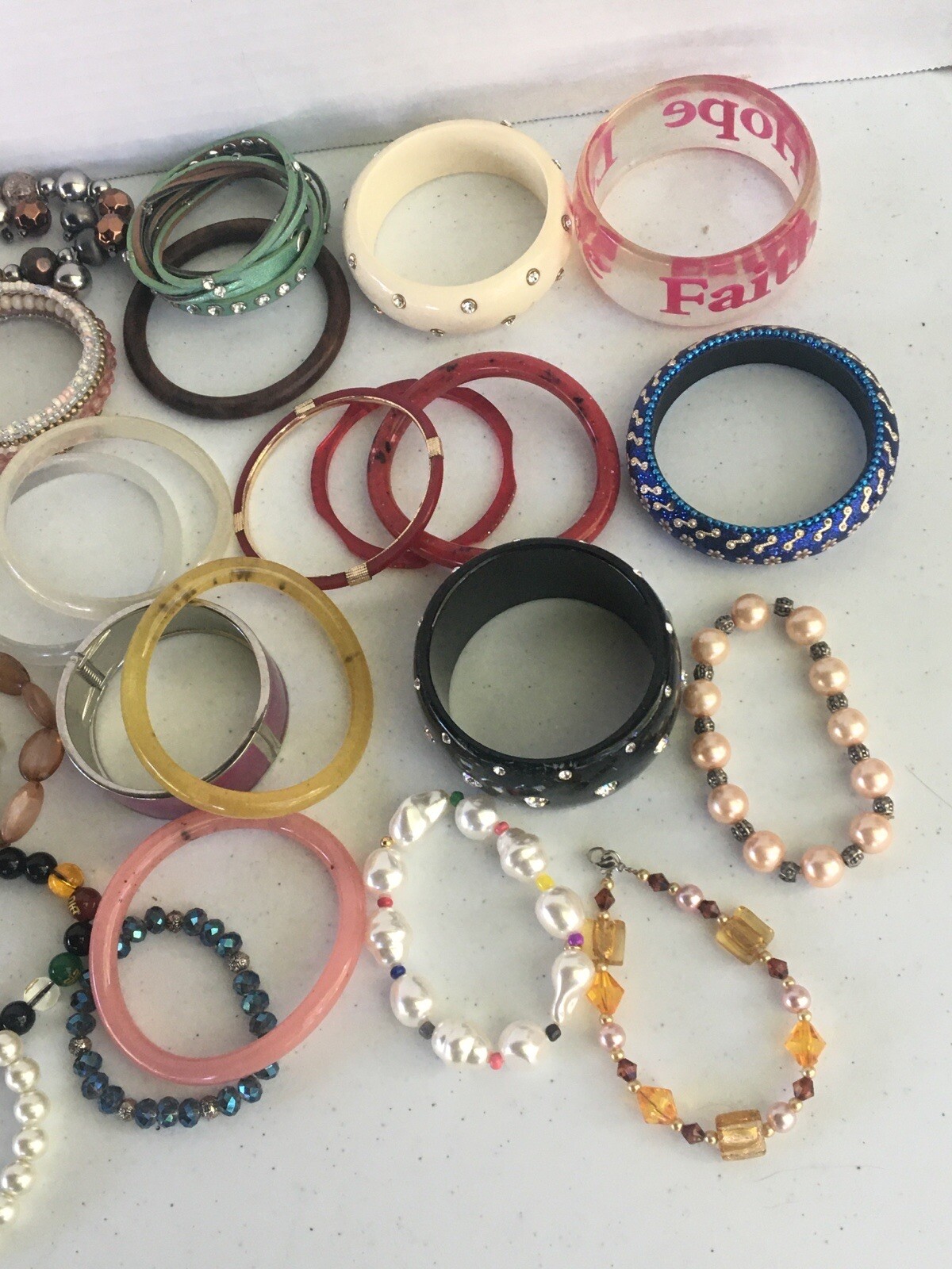 Mix Lot of Bracelets Women’s Jewelry Accessories Assorted Sizes Styles Colors