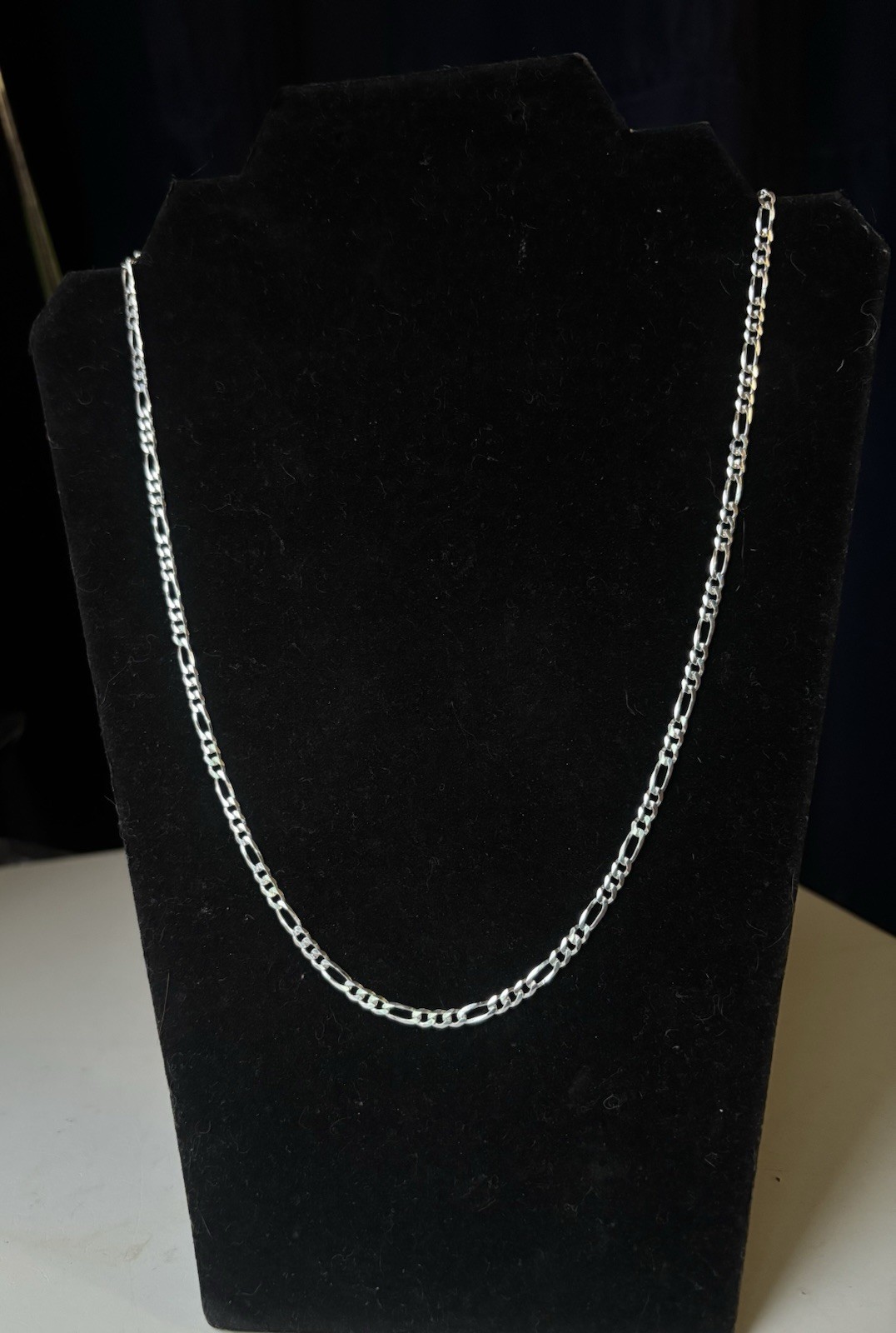 925 Silver 4mm Figaro Chain 22” Inches 9.3 Grams