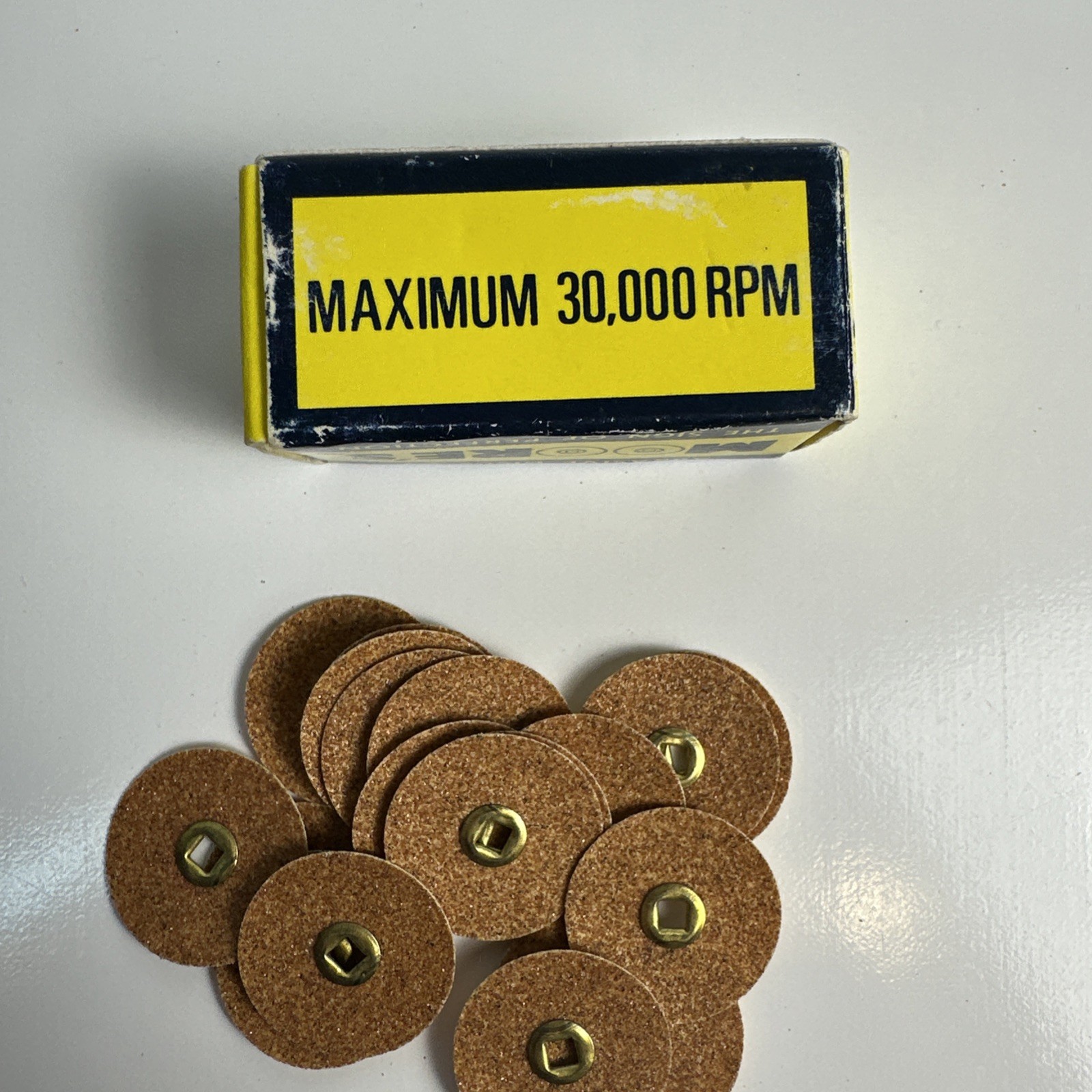 Moore’s Sanding Discs Diameter 7/8″ – Grit: MEDIUM Open Box 20 Discs Only VTG