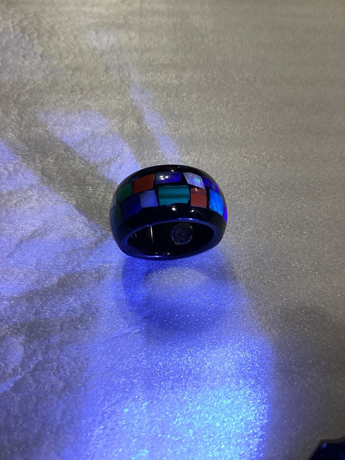 Black Resin Plastic Ring Inlaid With Multi Gemstones Size 6 VGC