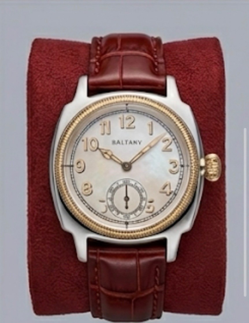 Baltany 1926 auto watch w/ 4 straps = 4 looks in one set