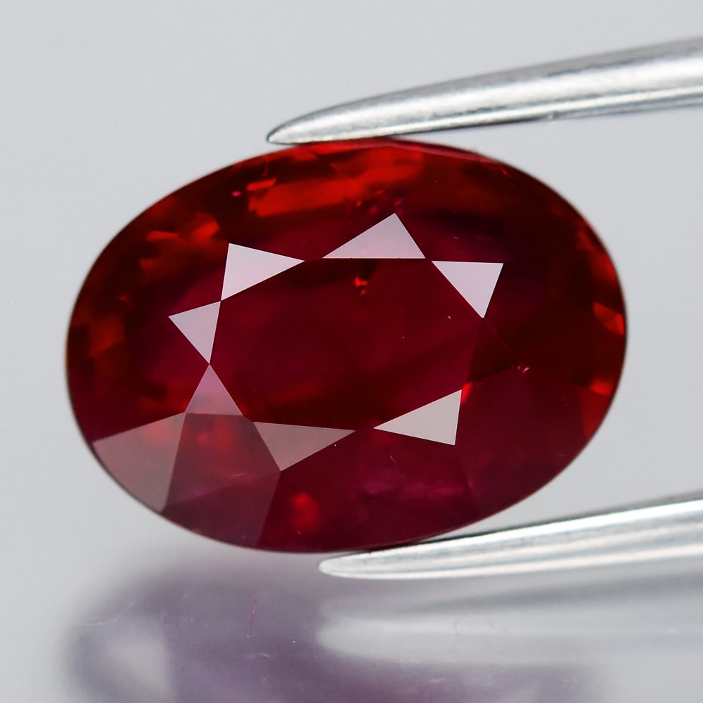 💎 3.03ct 10×7.2mm Oval Natural Purplish Red Burmese Ruby – Heated Only No Glass