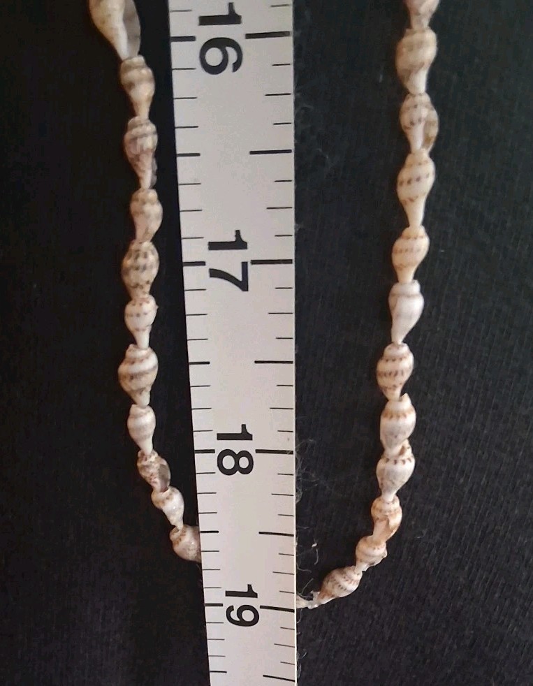 Vintage Natural Cowrie Shell Necklace – Boho Beach Hawaiian Surf Jewelry