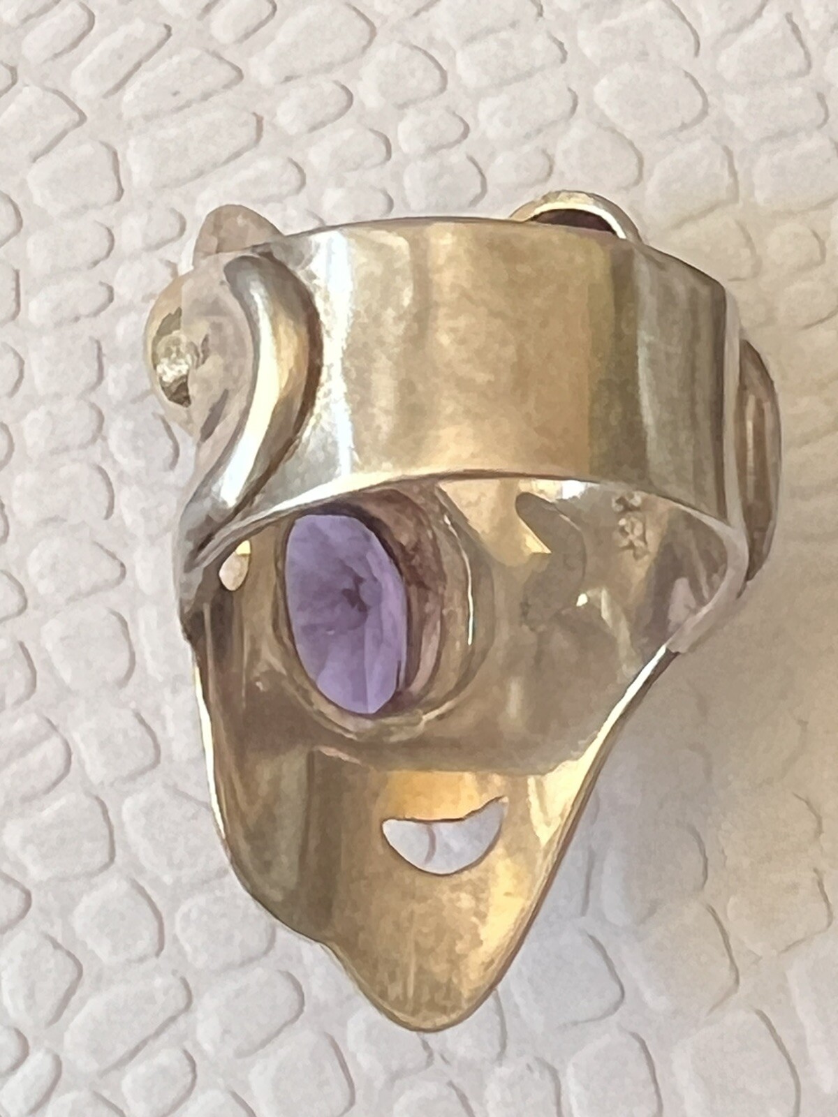 Unique Artisan Signed Yes Two Toned Sterling 925 Amethyst Garnet Wide Band Ring
