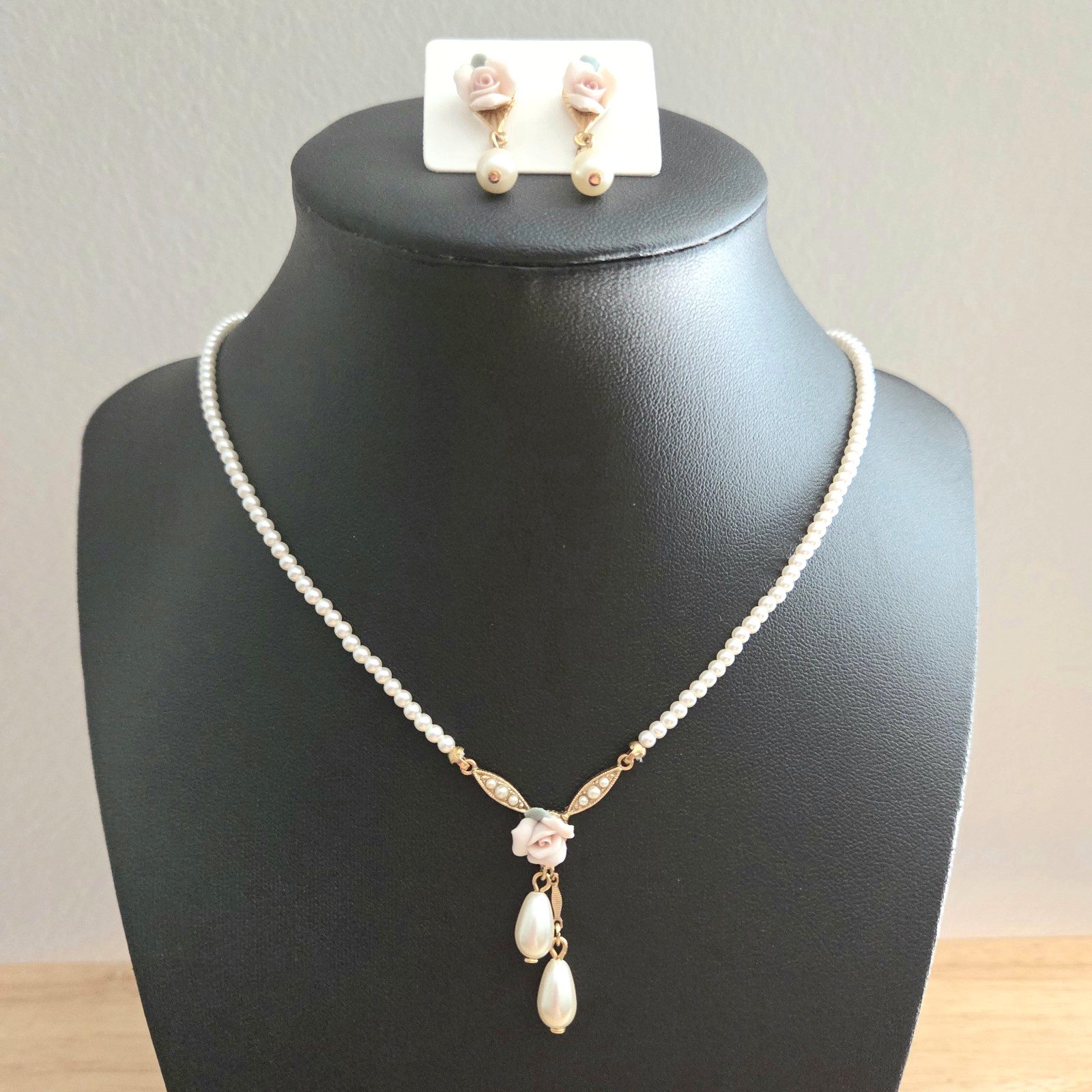 Vintage 1928 Rose Faux Pearl Necklace Earrings