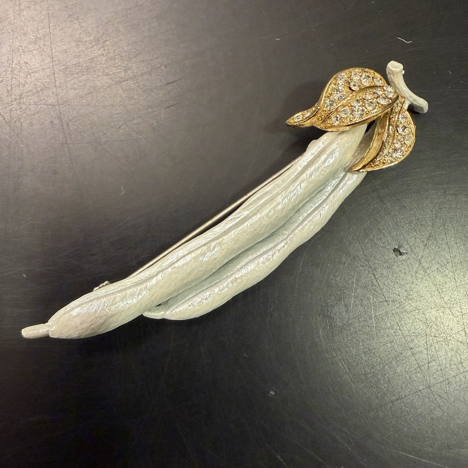 Vintage White Enamel Pea Pod Figural Brooch Pin Gold Tone Rhinestone Leaves