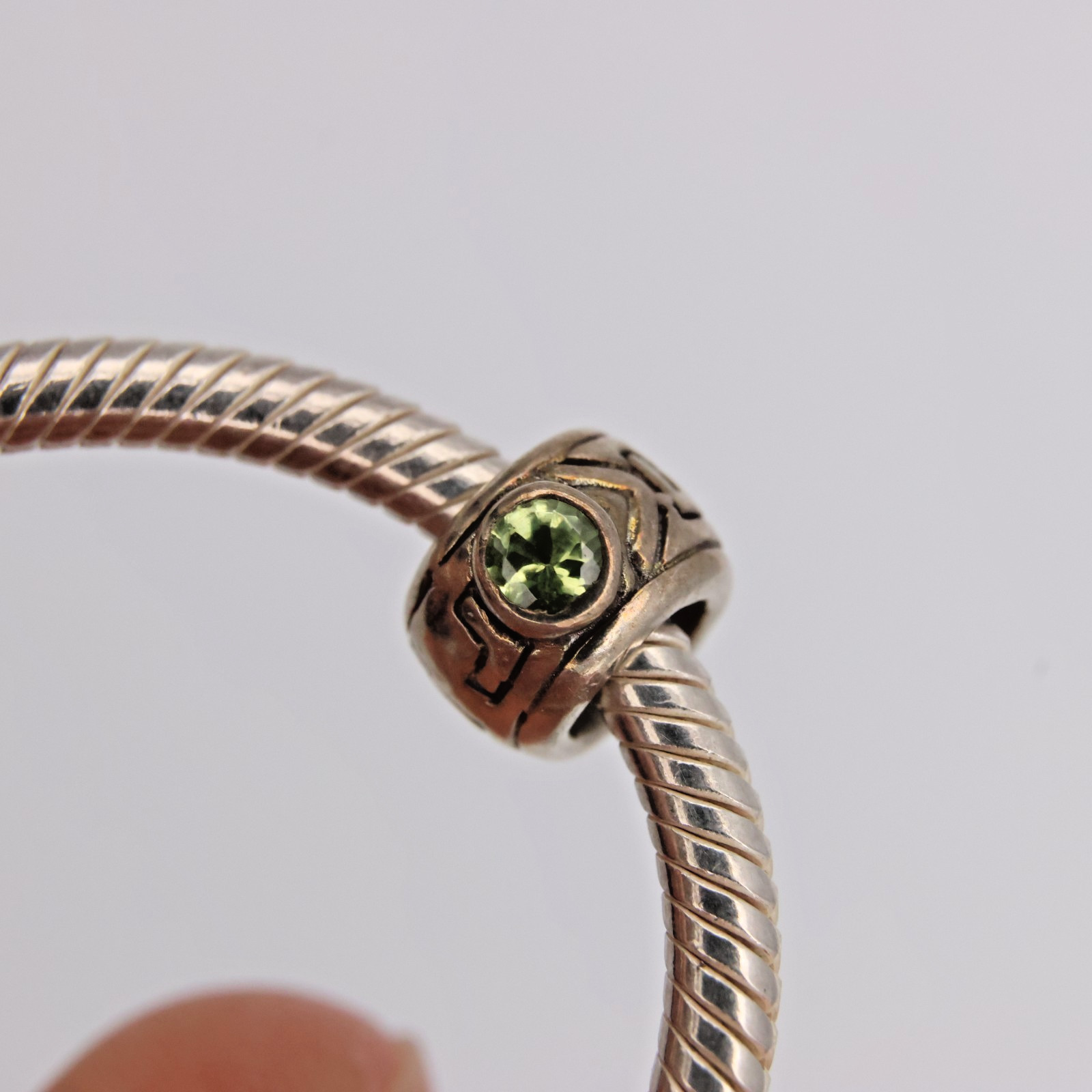 Pandora 925 Sterling Silver ALE Sparkling Green Round Stone Eternity Charm