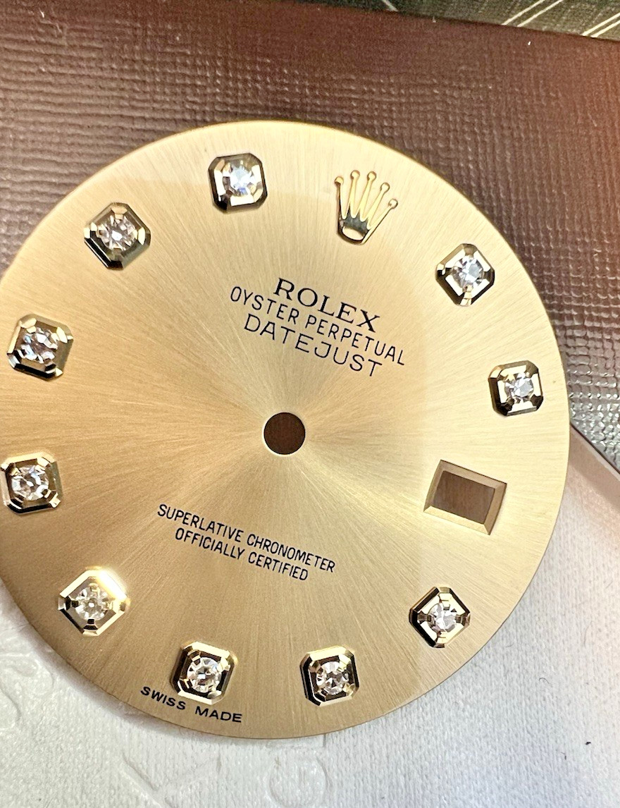 ROLEX DIAL FACTORY DIAMONDS 36MM DATEJUST CHAMPAGNE SUNBURST 126233 BRAND NEW SM