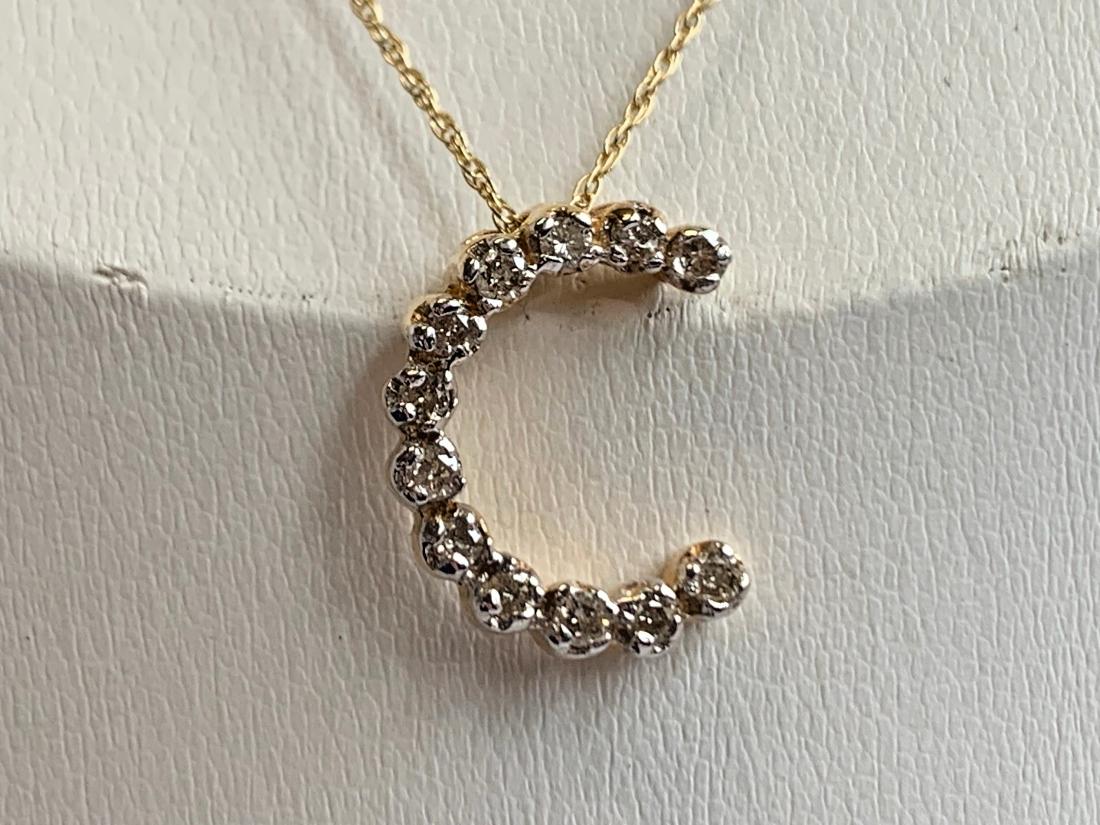 14K Yellow Gold Diamond “C” Necklace 1.95g Fine Jewelry 18″ Rope Chain *READ*