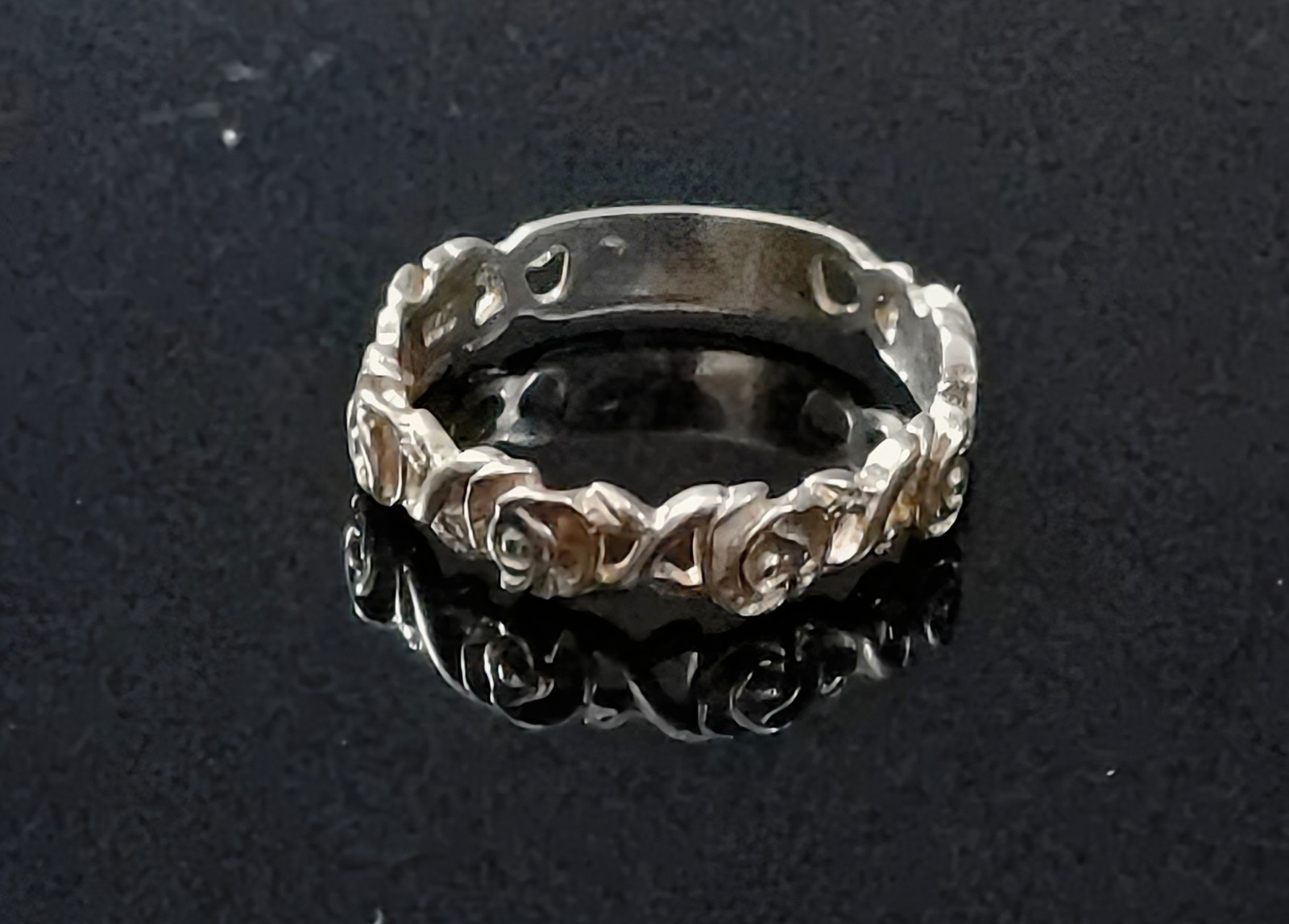 Vintage Sterling Silver 925 Rose Chain Band Ring Size 10 3mm Wide 2.6 Grams 925