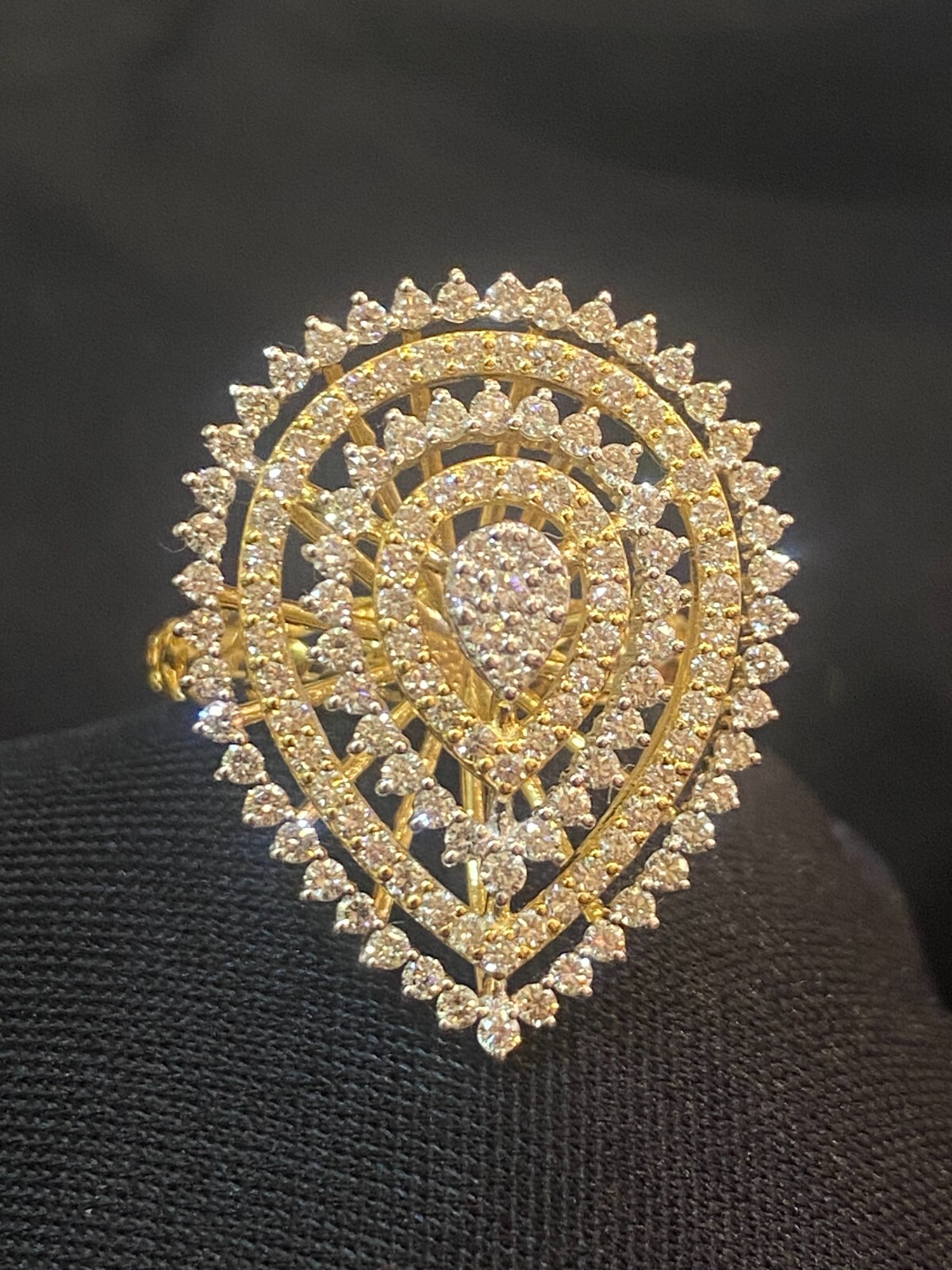 Stunning 1.90 Cts Round Brilliant Diamonds 4-Row Halo Wedding Ring In 14K Gold