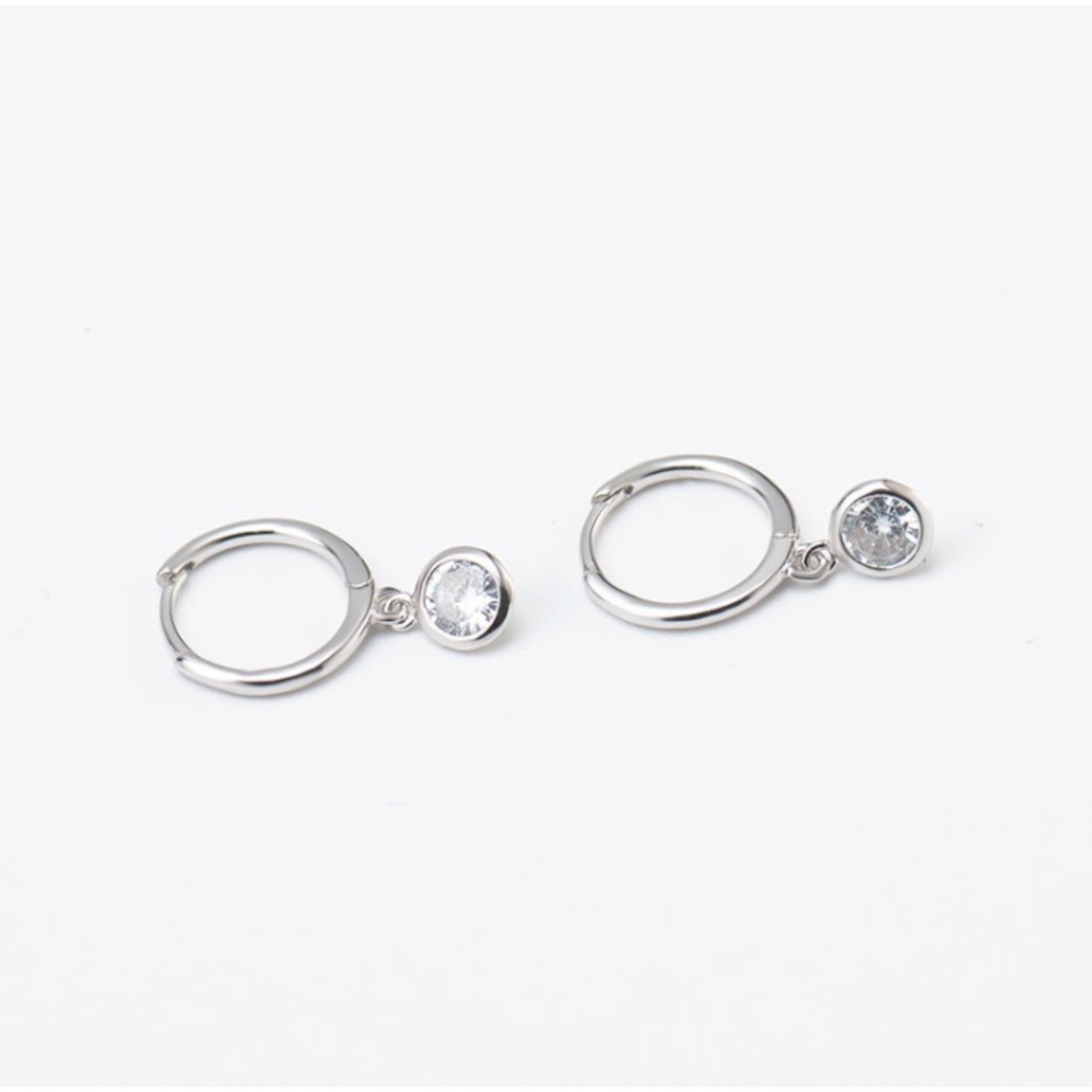 925 Sterling Silver Dangle Clear Round CZ Small Huggie Hoop Earrings 12mm B51