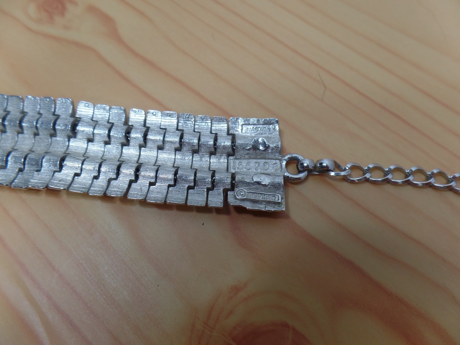 Vintage Boucher 1562 DC Pat Pend Gorgeous Silver Tone Choker Necklace