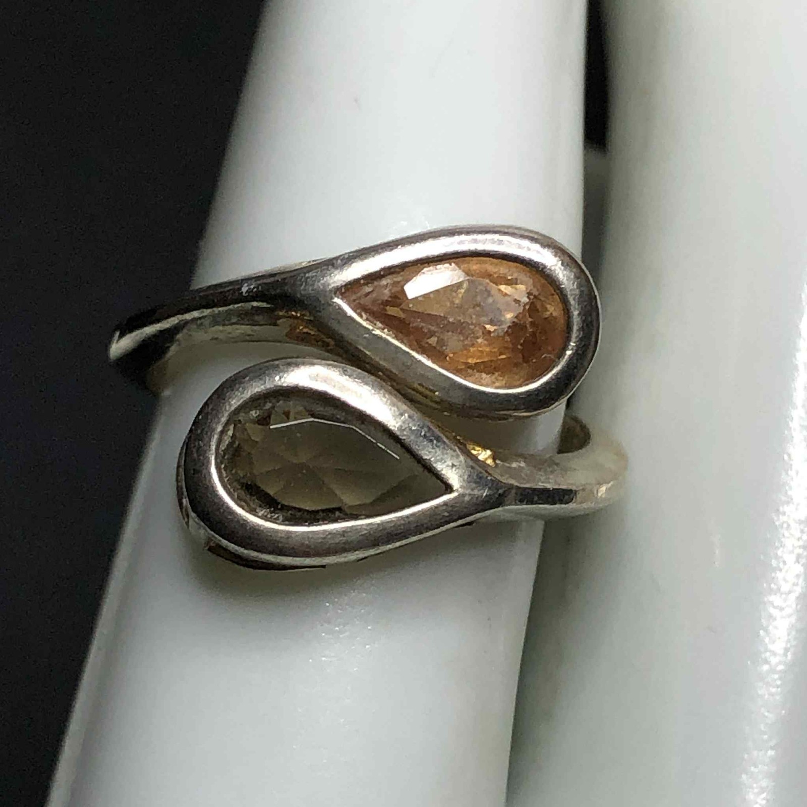 5942 VTG Sterling Signed FAS 925 Bypas faux citrine band Ring Sz 7 (4grams)