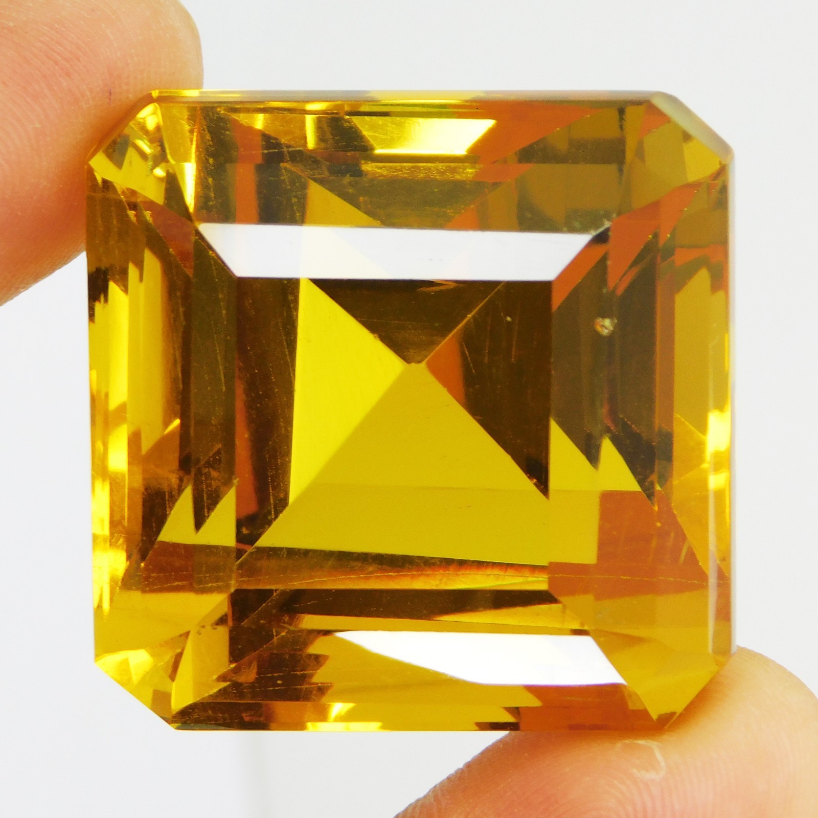 Certified 202.50 Cts Natural Mogok Painite Orange Yellow Radiant Cut Gemstone