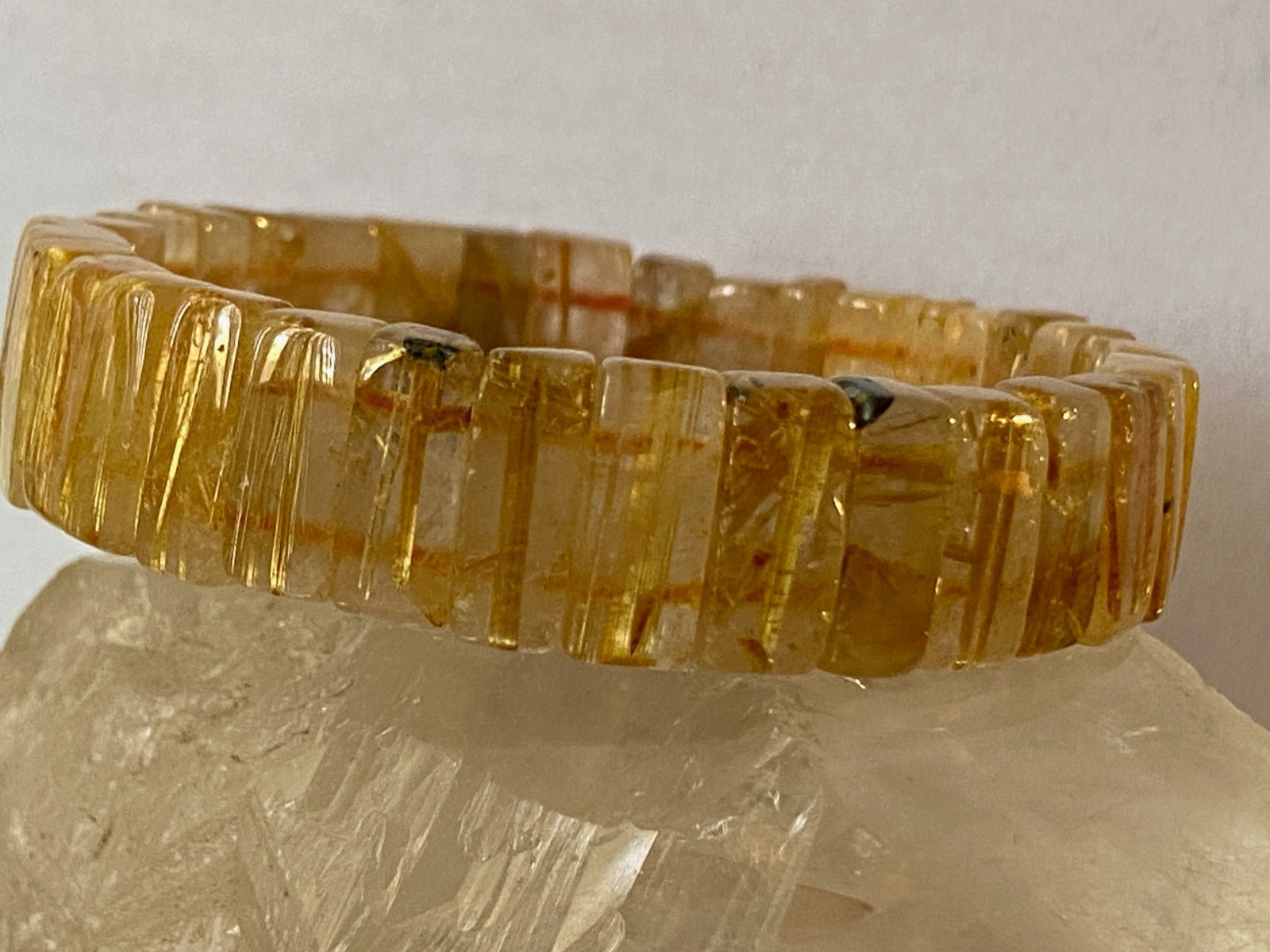 8.2″ Golden Rutilated Quartz Titanium Dioxide Inclusions Bracelet – I1414