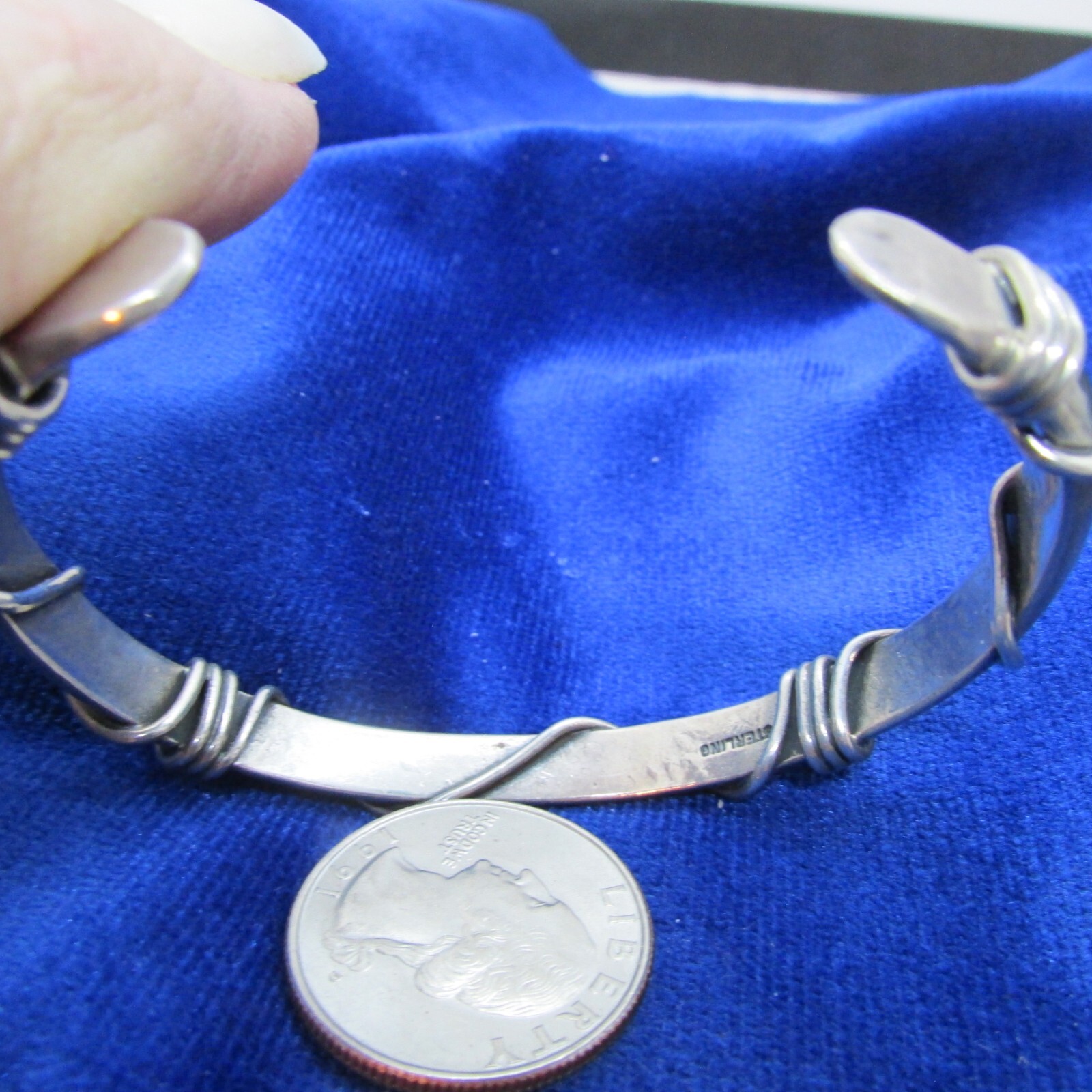 VINTAGE SW N A STERLING WIRE WRAPPED CUFF ON A STERLING CUFF