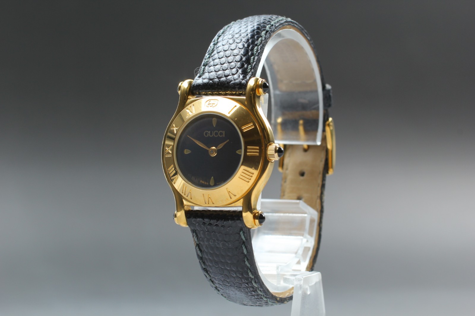 【EXC+++++】 Gucci 6500L Gold Plate Black Dial Lady’s Quartz Watch from JAPAN