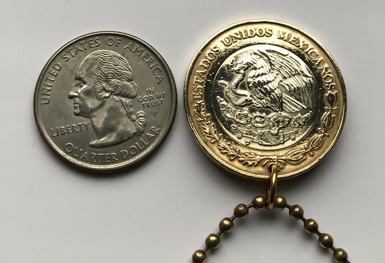 2001 Mexico 10 coin pendant Aztec sun stone calendar Piedra de Sol Mexica 002811