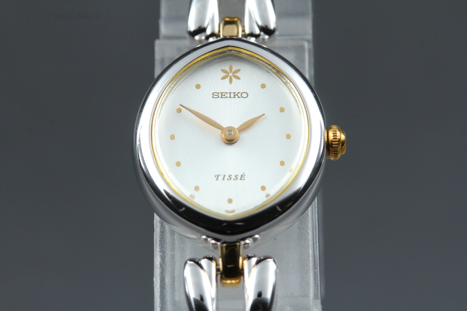 [MINT] Seiko TISSE 1F20-5200 17mm White Dial Quartz Women’s Watch From JAPAN