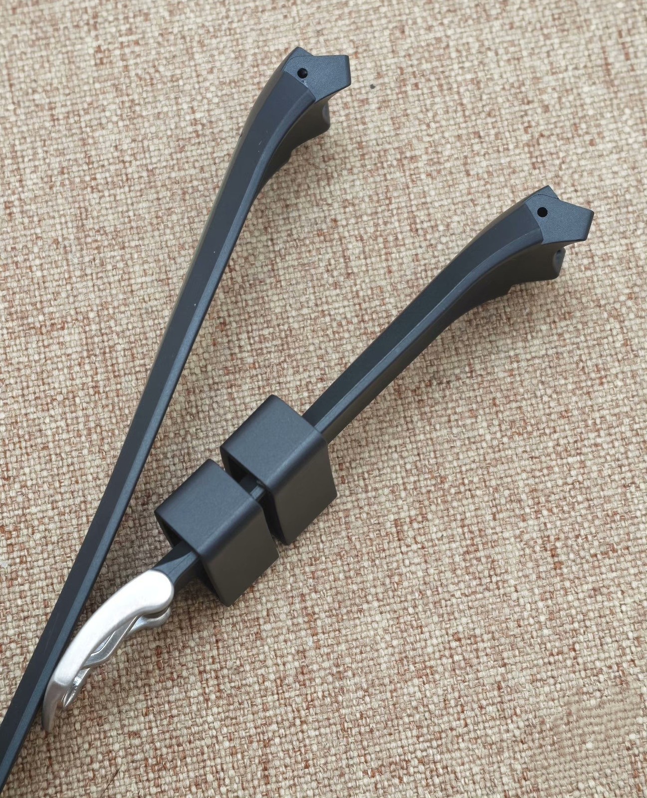 29x21mm Watch Black Rubber Strap Fits For Gucci YA137107A Silicone Band+Tools